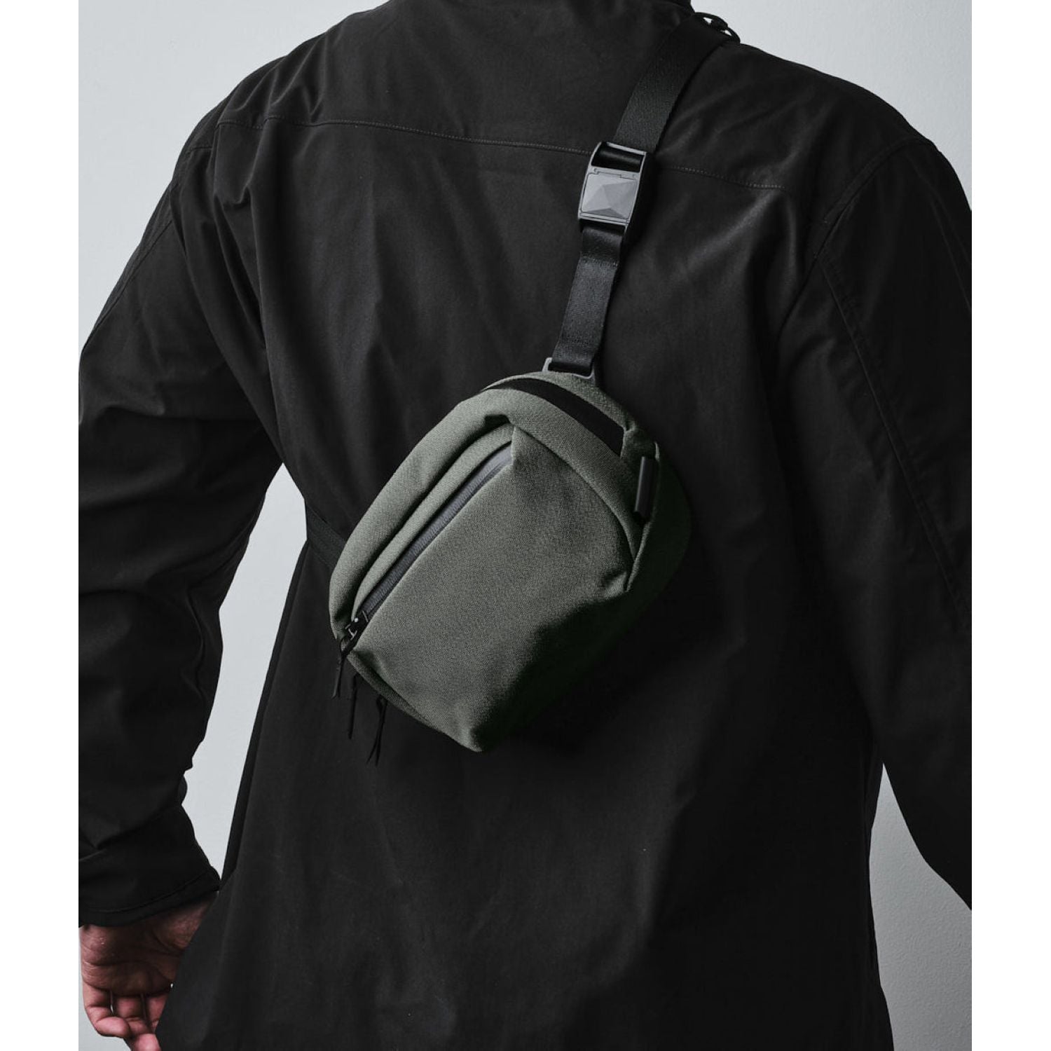 ALPAKA Go Sling Nano Axoflux 600D (Sage Grey)