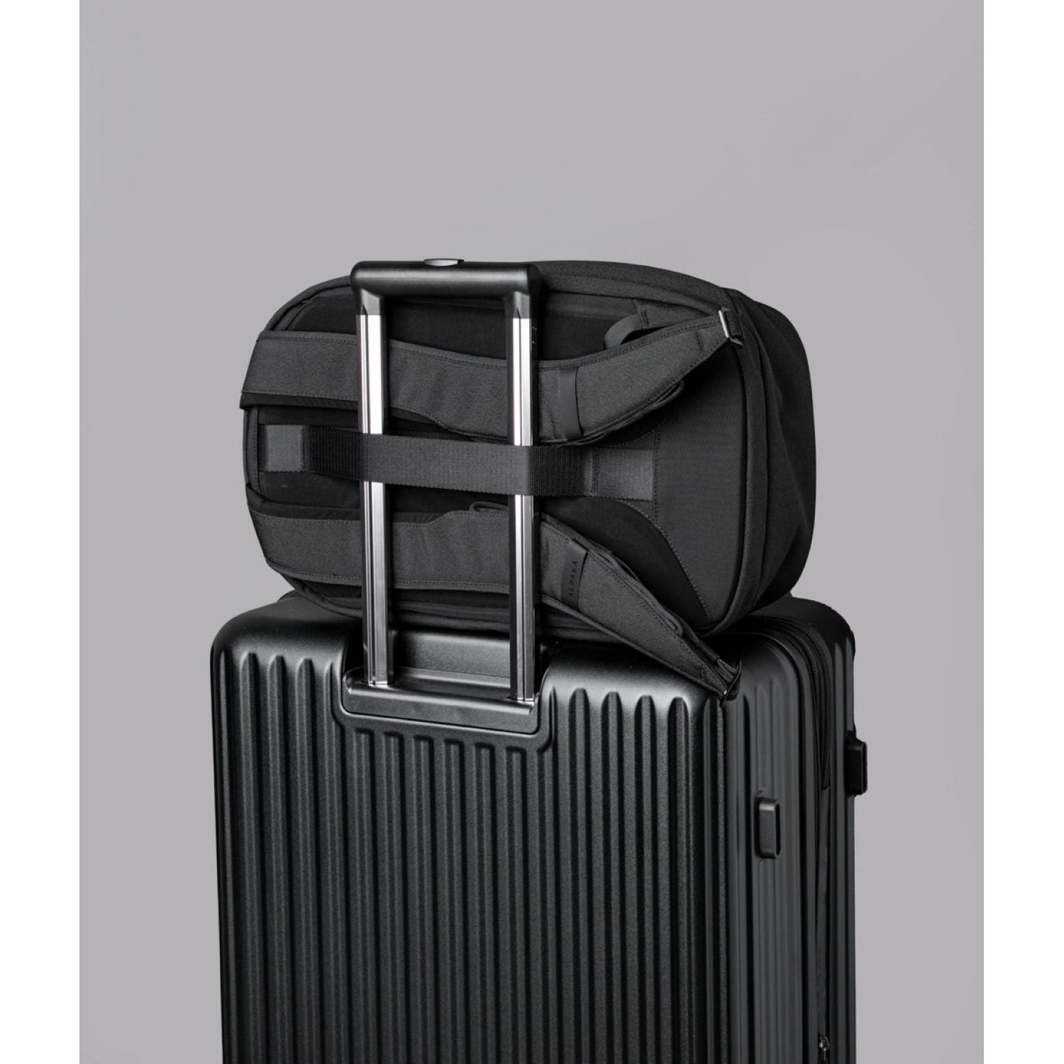 ALPAKA Metro Backpack Pro Axoflux 600D (Black)