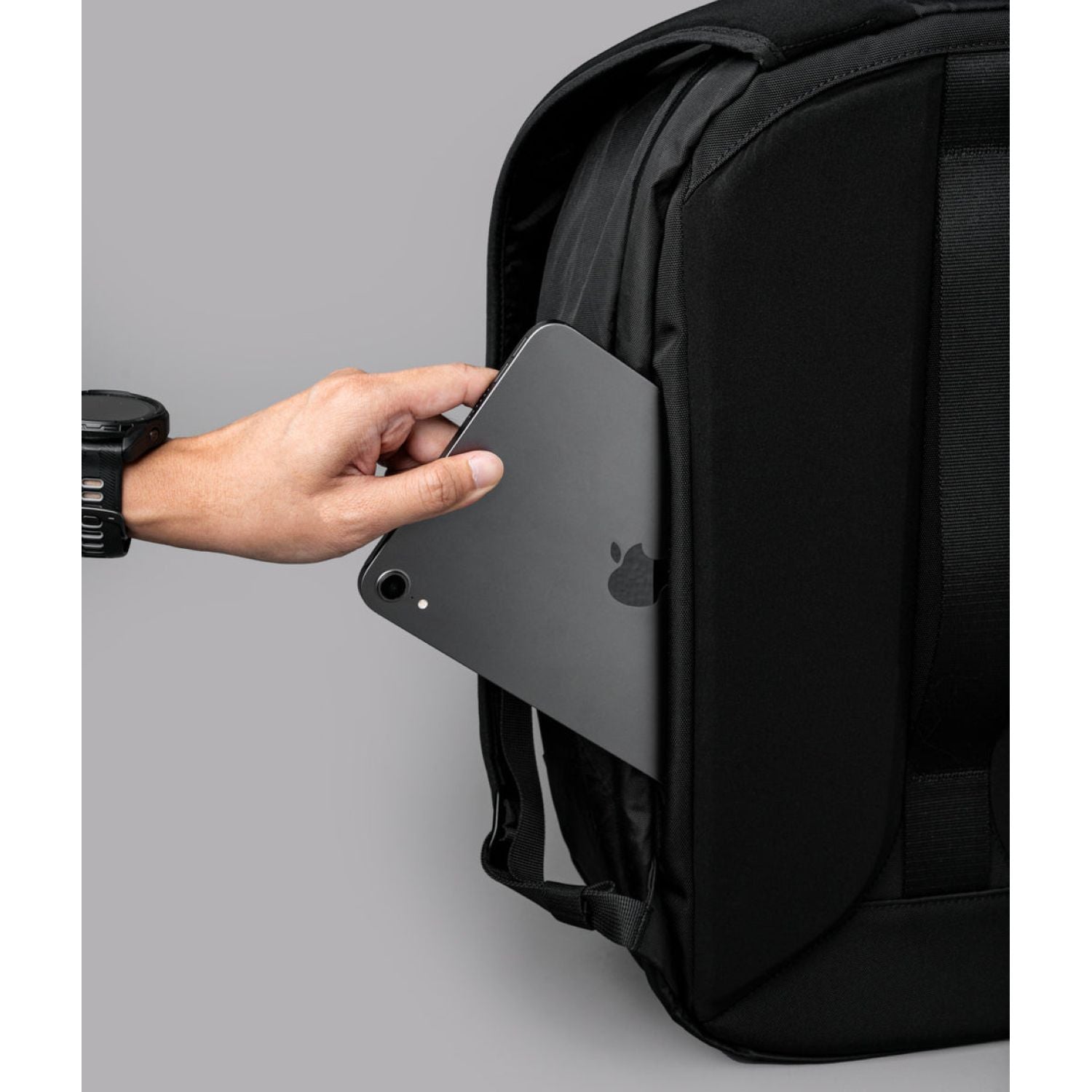 ALPAKA Metro Backpack Pro X-Pac VX42 (Black)