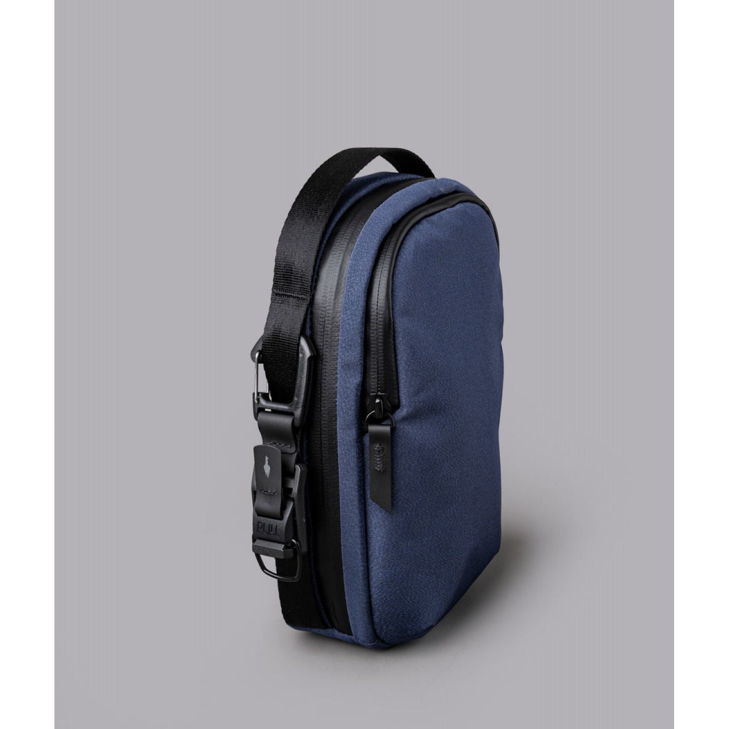 ALPAKA Metro Sling V2 Axoflux 300D (Blue)