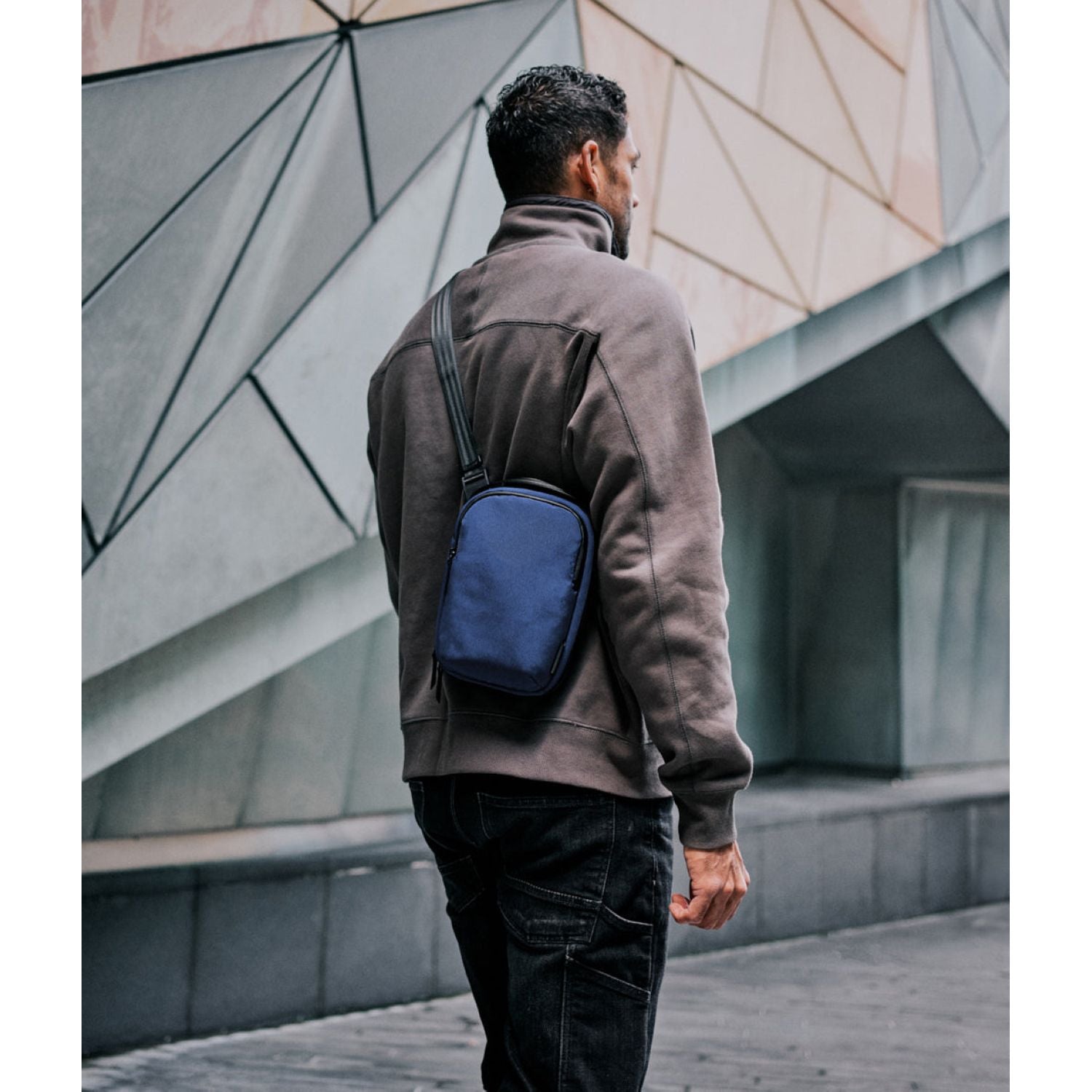 ALPAKA Metro Sling V2 Axoflux 300D (Blue)
