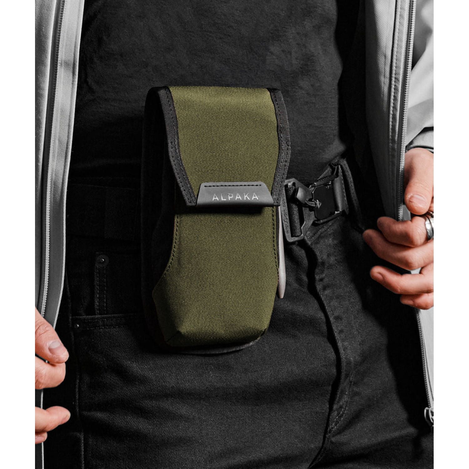 ALPAKA Modular Phone Sling V2 Axoflux 300D (Army Green)