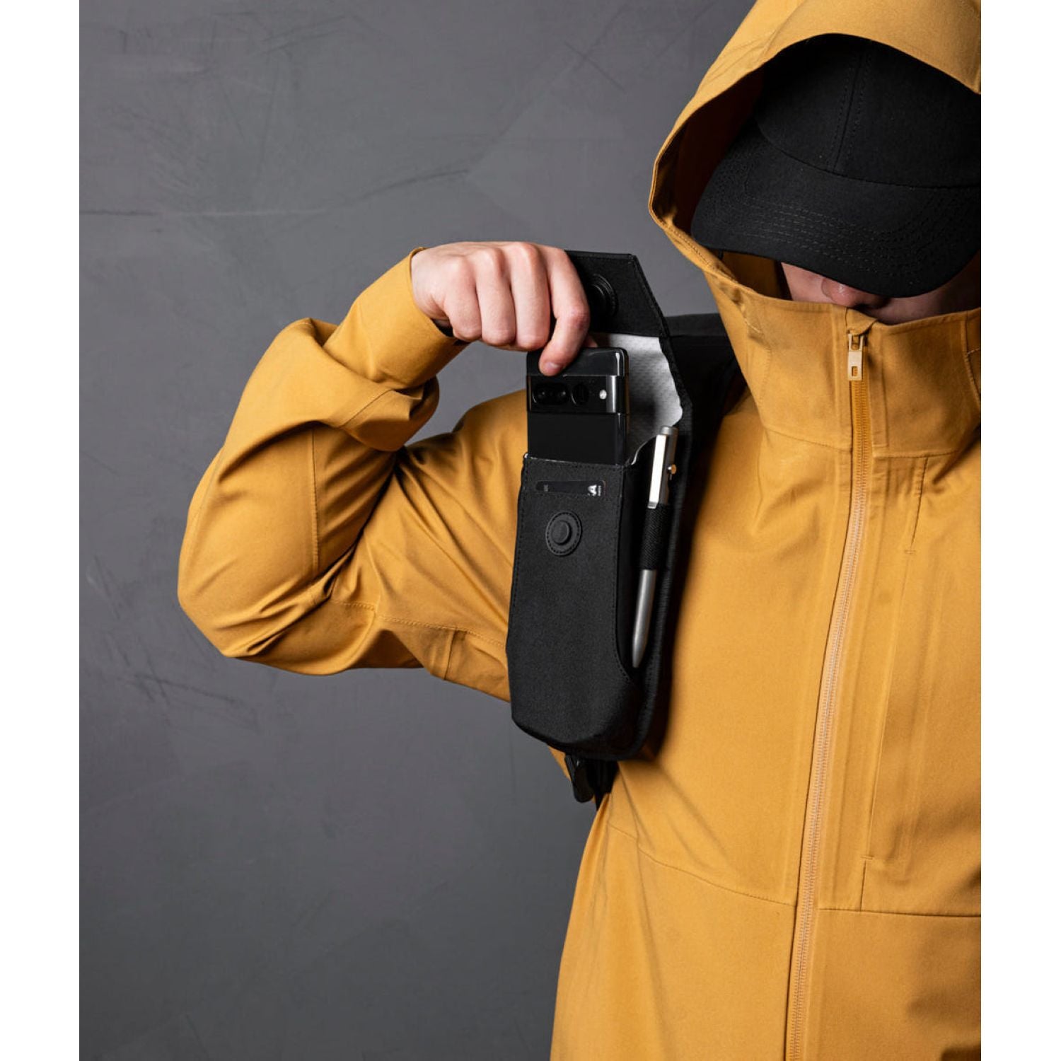 ALPAKA Modular Phone Sling V2 Axoflux 300D (Black)