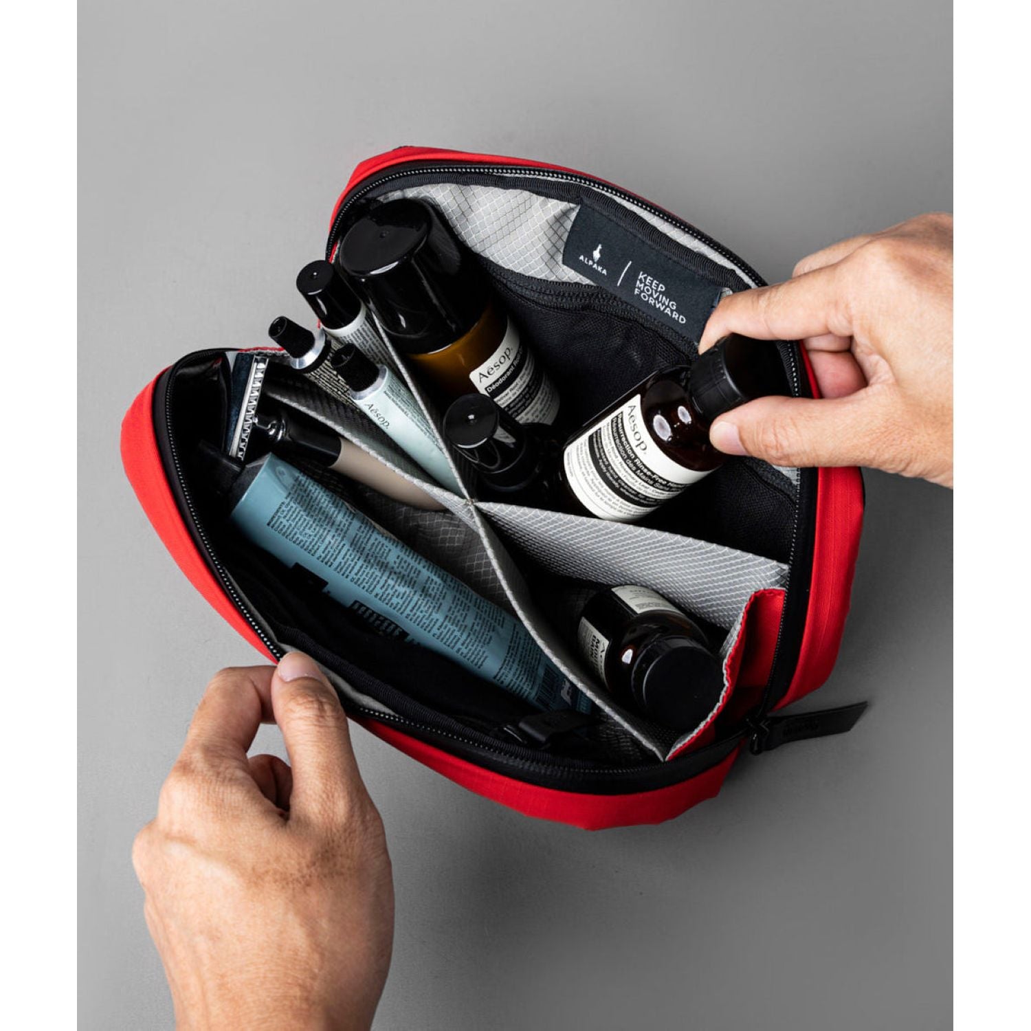 ALPAKA Toiletry Bag Axoflux 210D (Red)