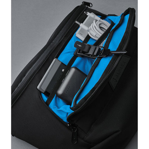 ALPAKA Bravo Sling Max V2 (Jet Black)