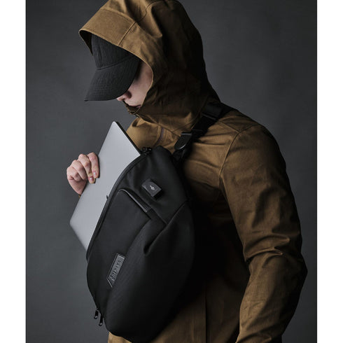 ALPAKA Bravo Sling Max V2 (Jet Black)