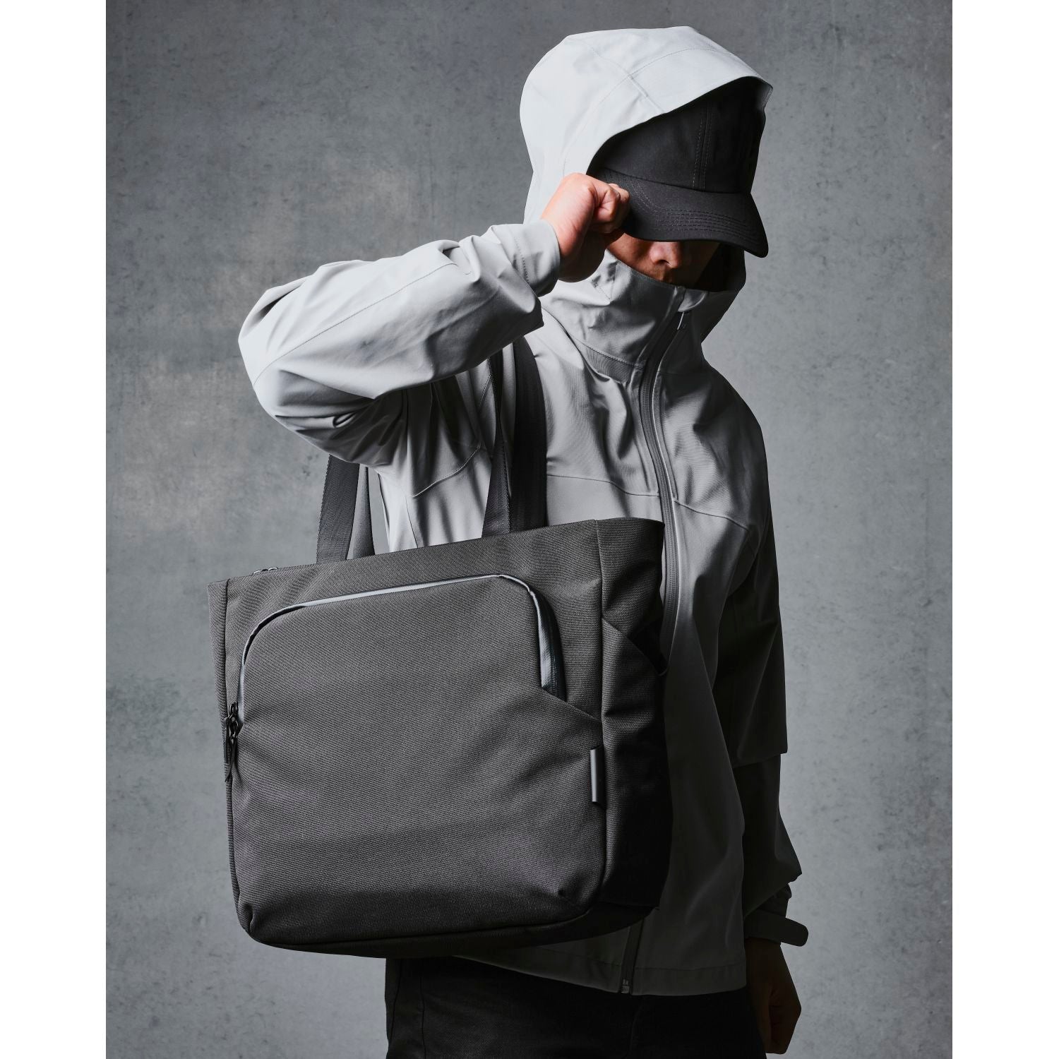 ALPAKA Bravo Tote Axoflux 600D (Black)