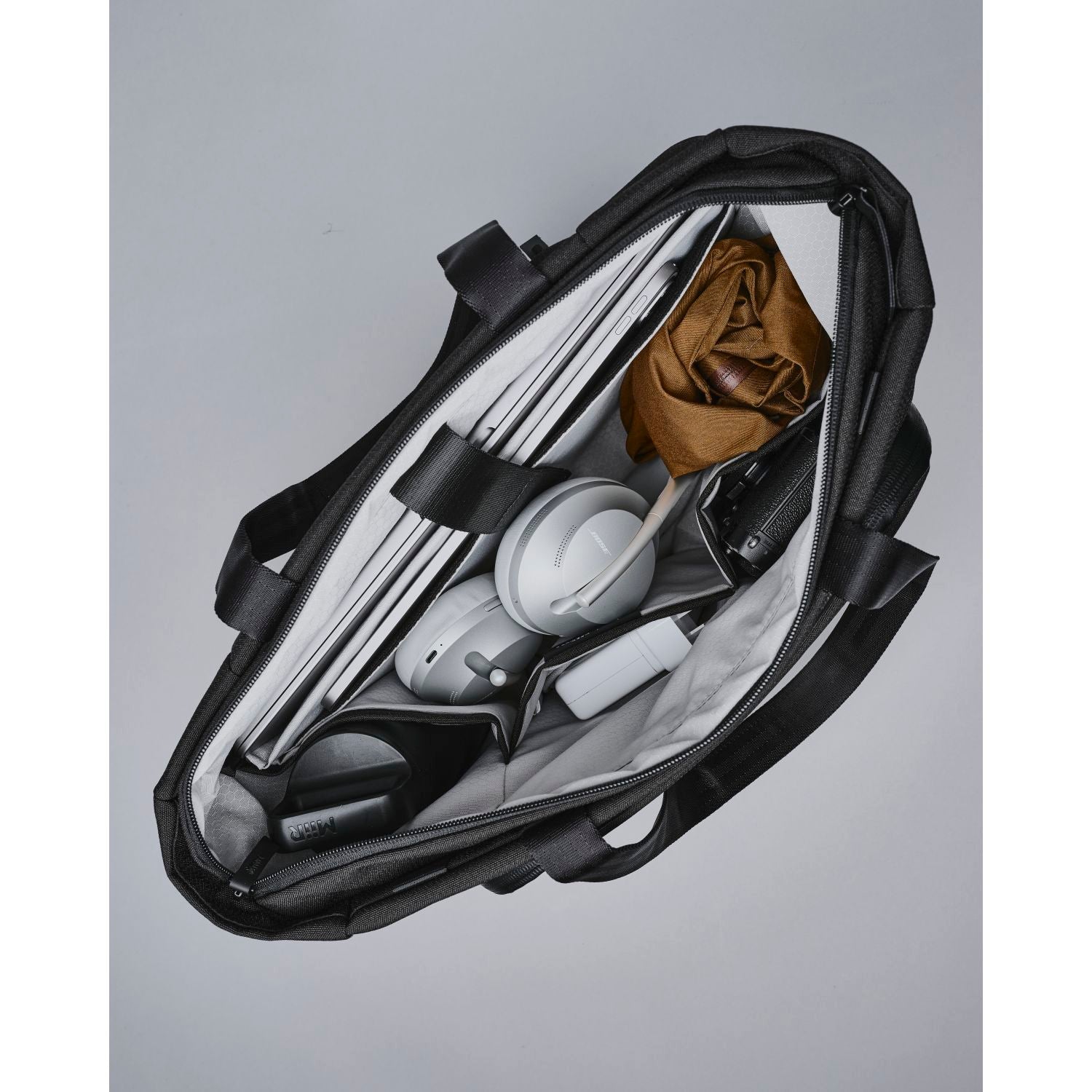 ALPAKA Bravo Tote Axoflux 600D (Black)