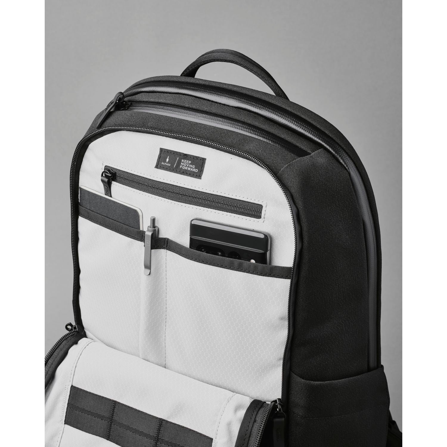 ALPAKA Elements Backpack Pro Axoflux 600D (Black)