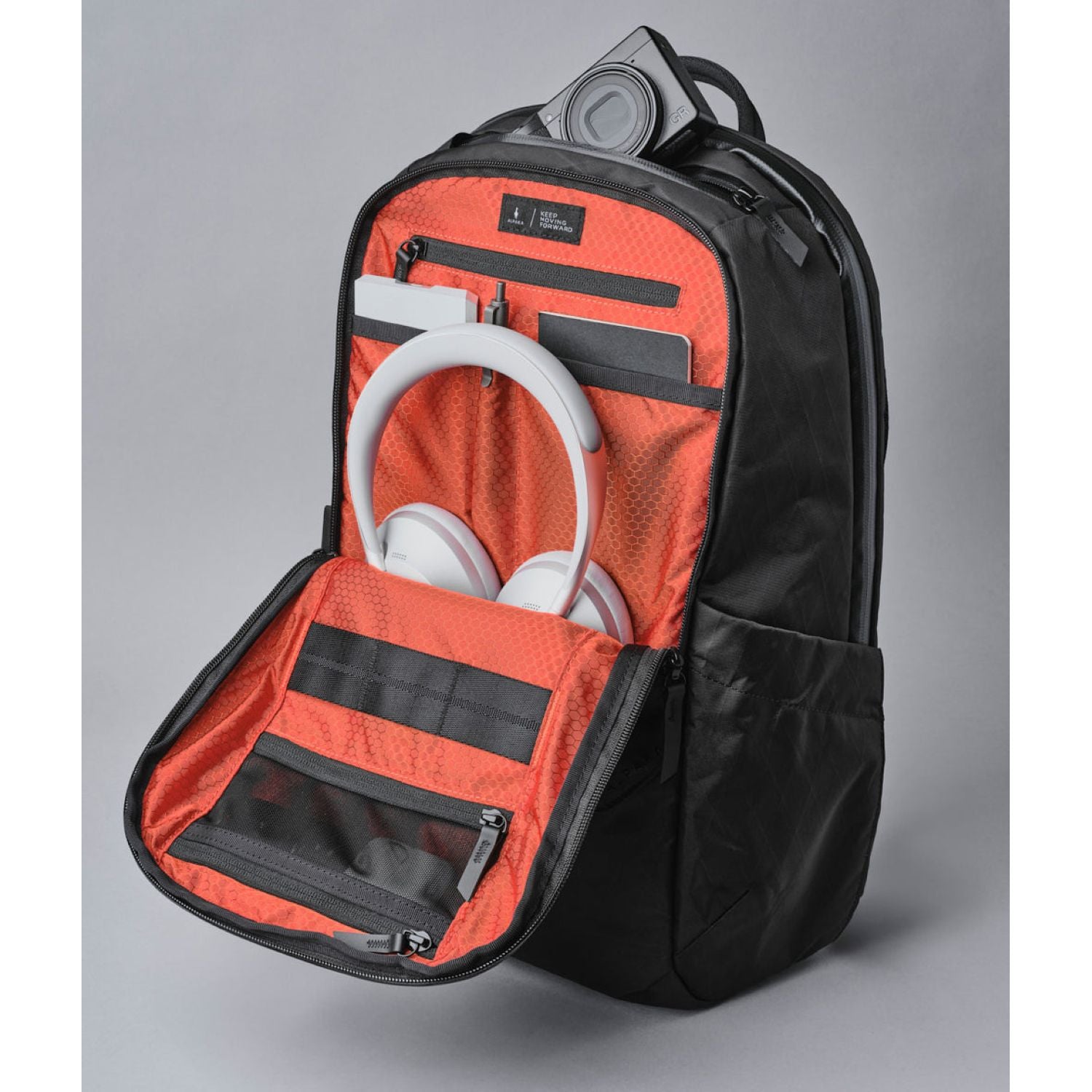 ALPAKA Elements Backpack Pro VX42 (Black)
