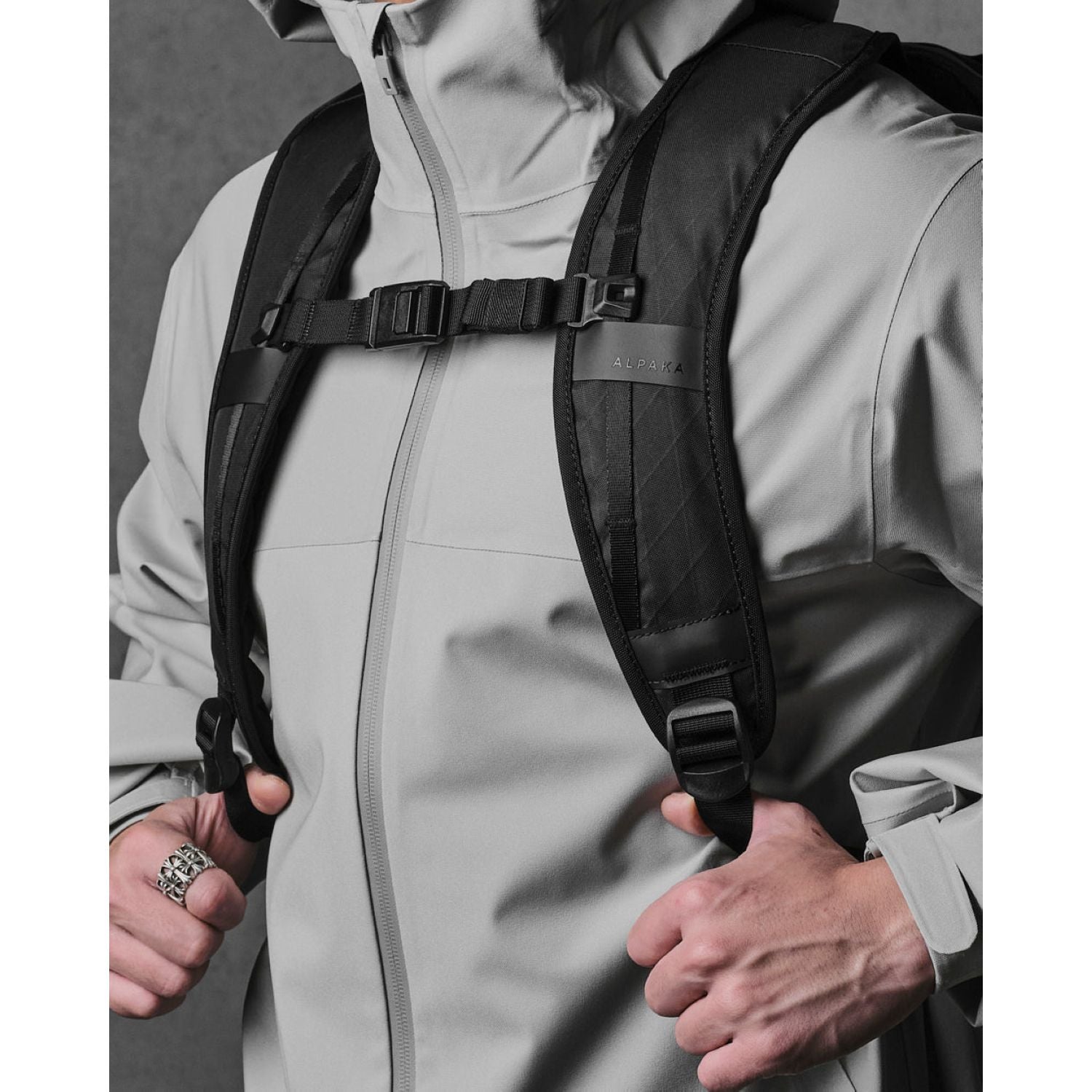 ALPAKA Elements Backpack Pro VX42 (Black)