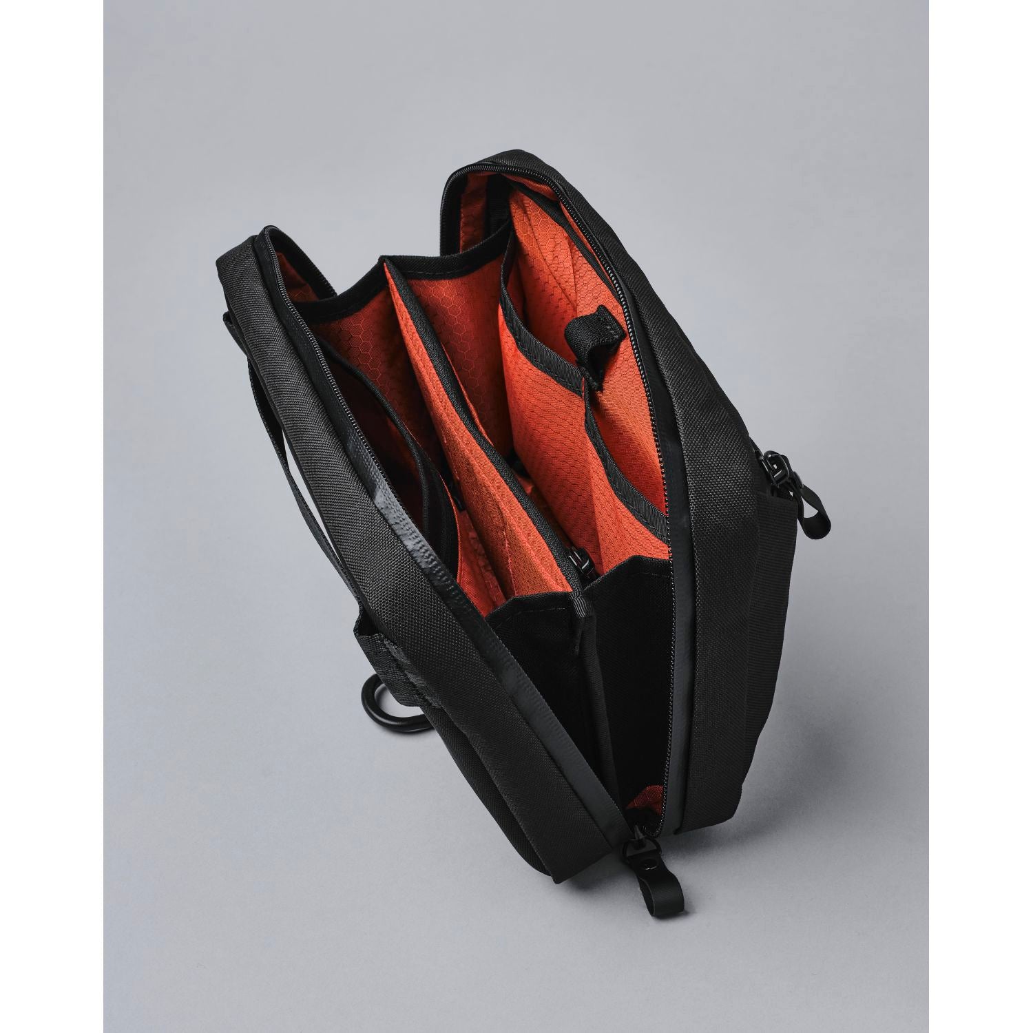 ALPAKA Elements Tech Case EPLX600 (Black)