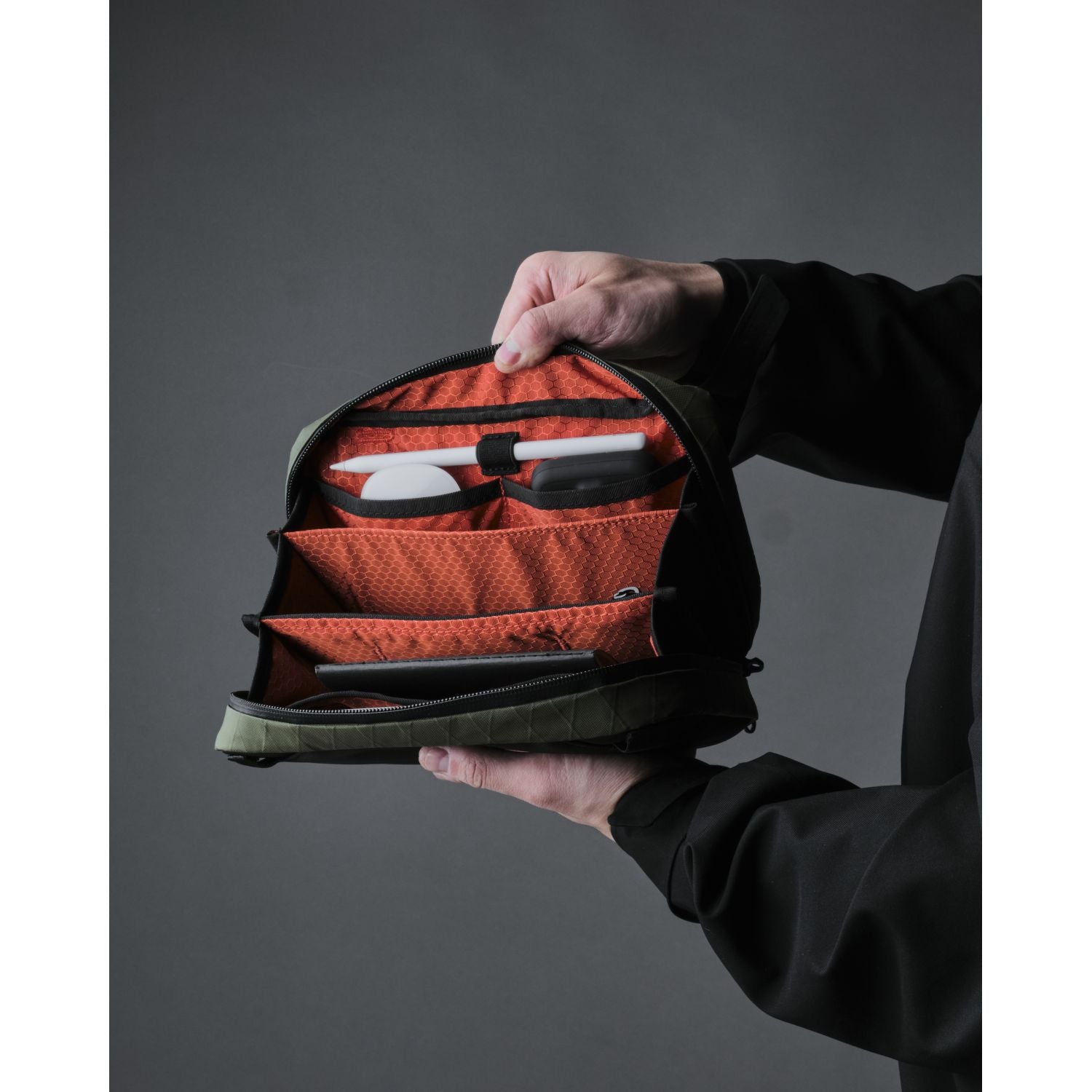 ALPAKA Elements Tech Case X-Pac VX21 (Dark Green)