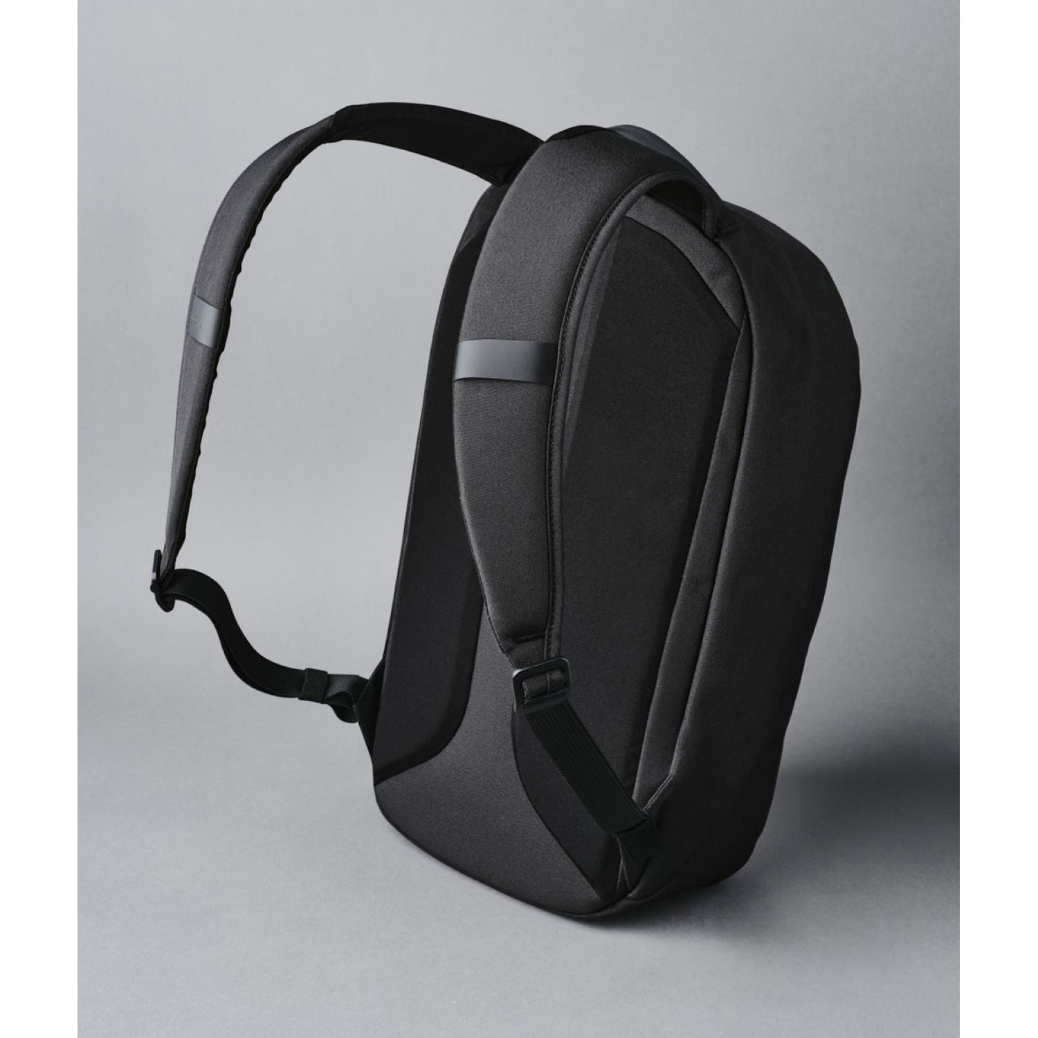 ALPAKA Metro Backpack Axoflux 300D (Black)