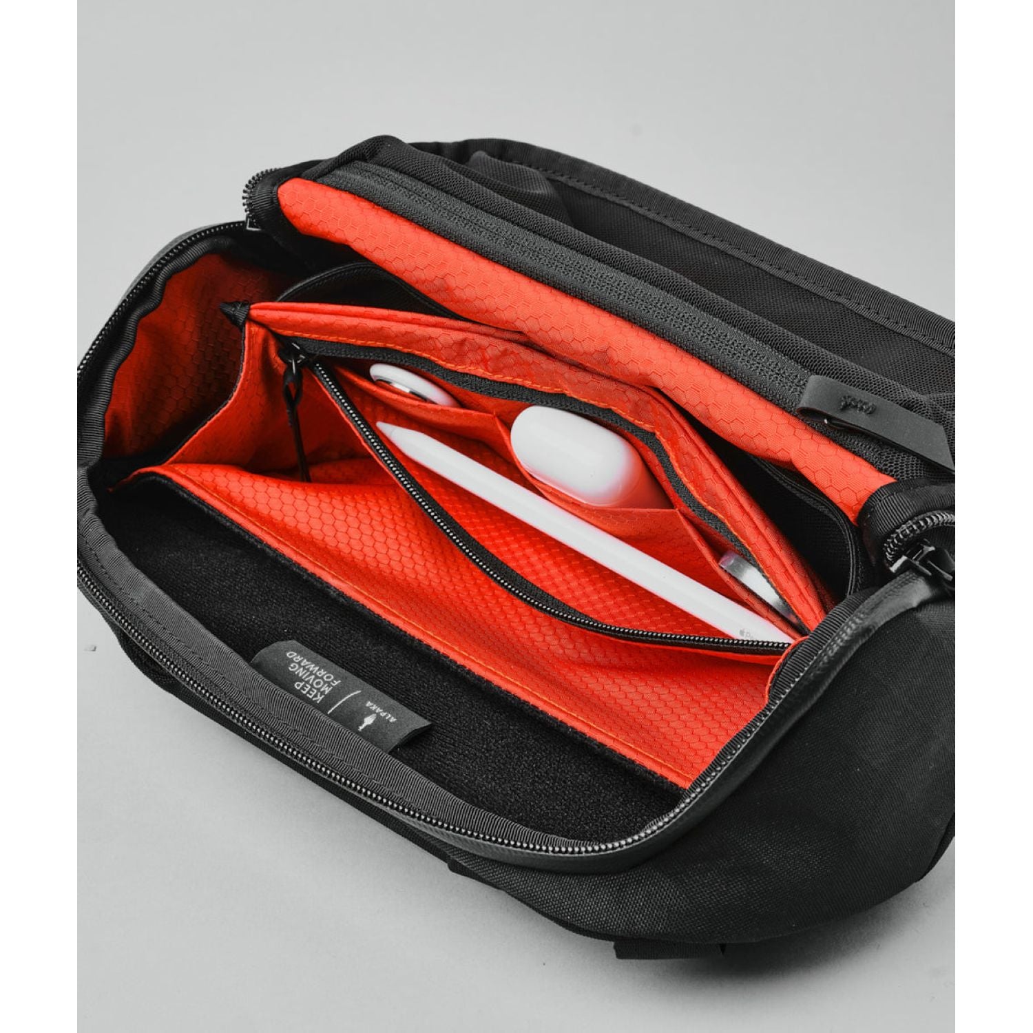 ALPAKA Vertex Pouch X-Pac RX36 (Black)