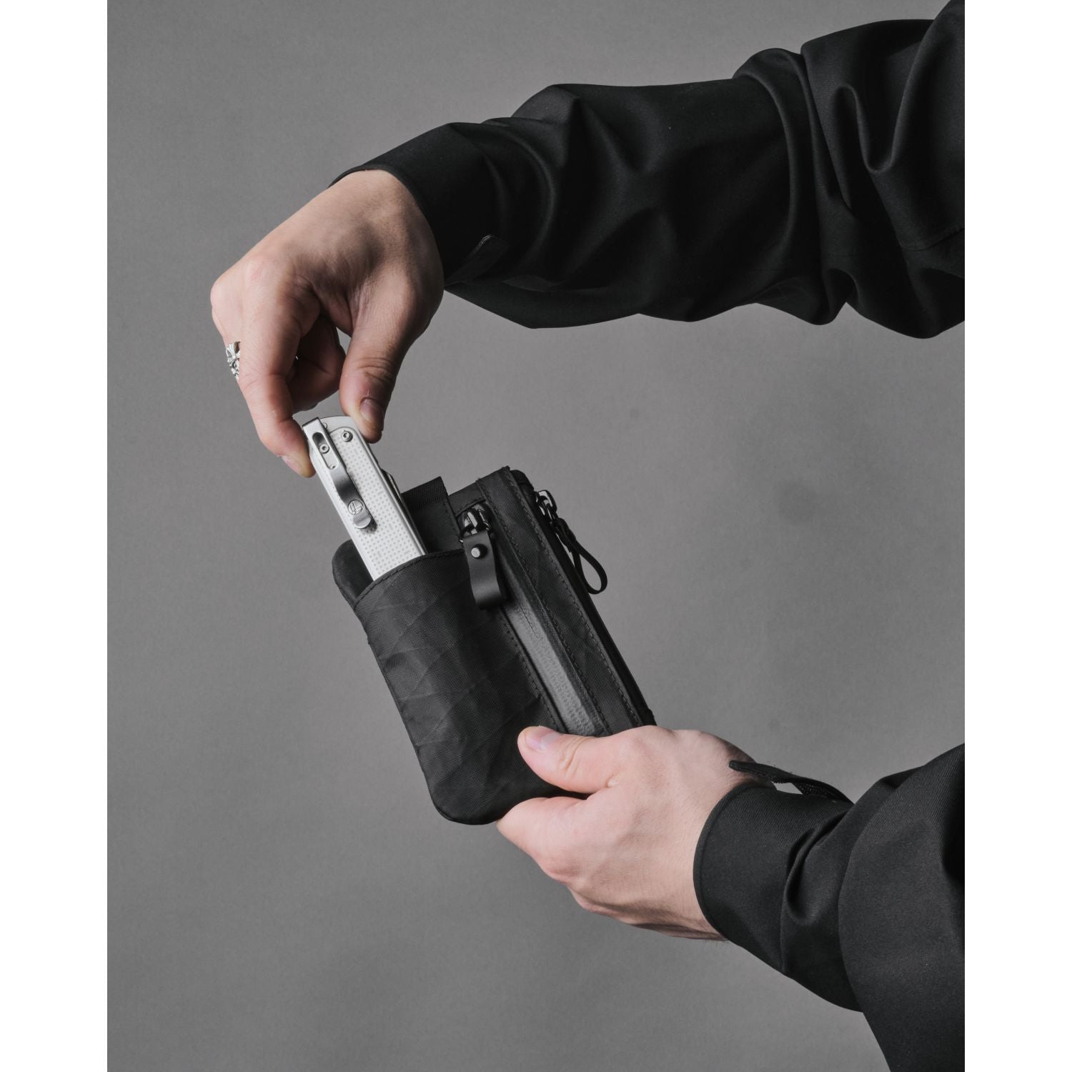 ALPAKA Zip Pouch Pro (Black)