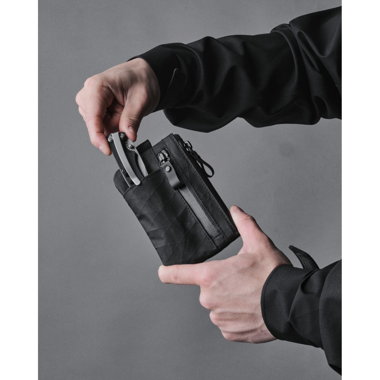 ALPAKA Zip Pouch Pro (Black)