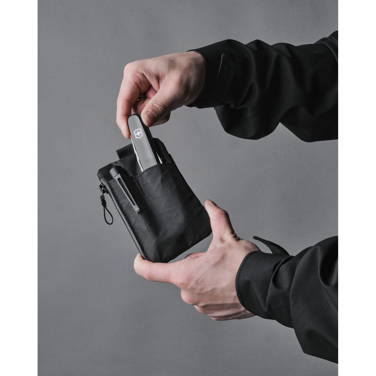 ALPAKA Zip Pouch Pro (Black)