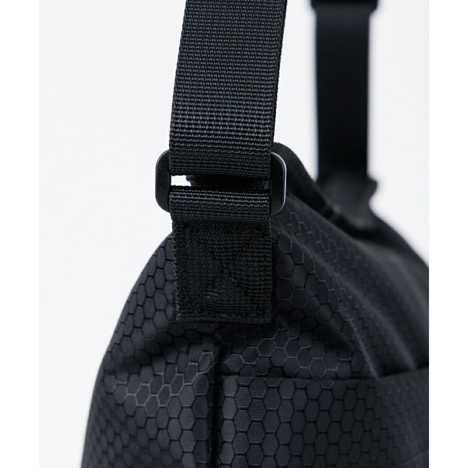 Anello Lit Shoulder Bag (Navy)