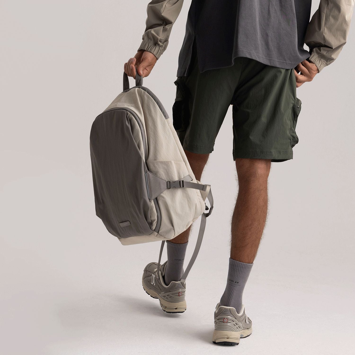 Bagsmart Soar 180 Open Clamshell Travel Backpack 25L Set (Gray)