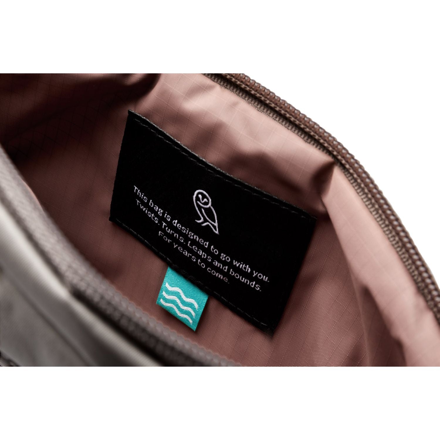 Bellroy Laneway Belt Bag - Fawn