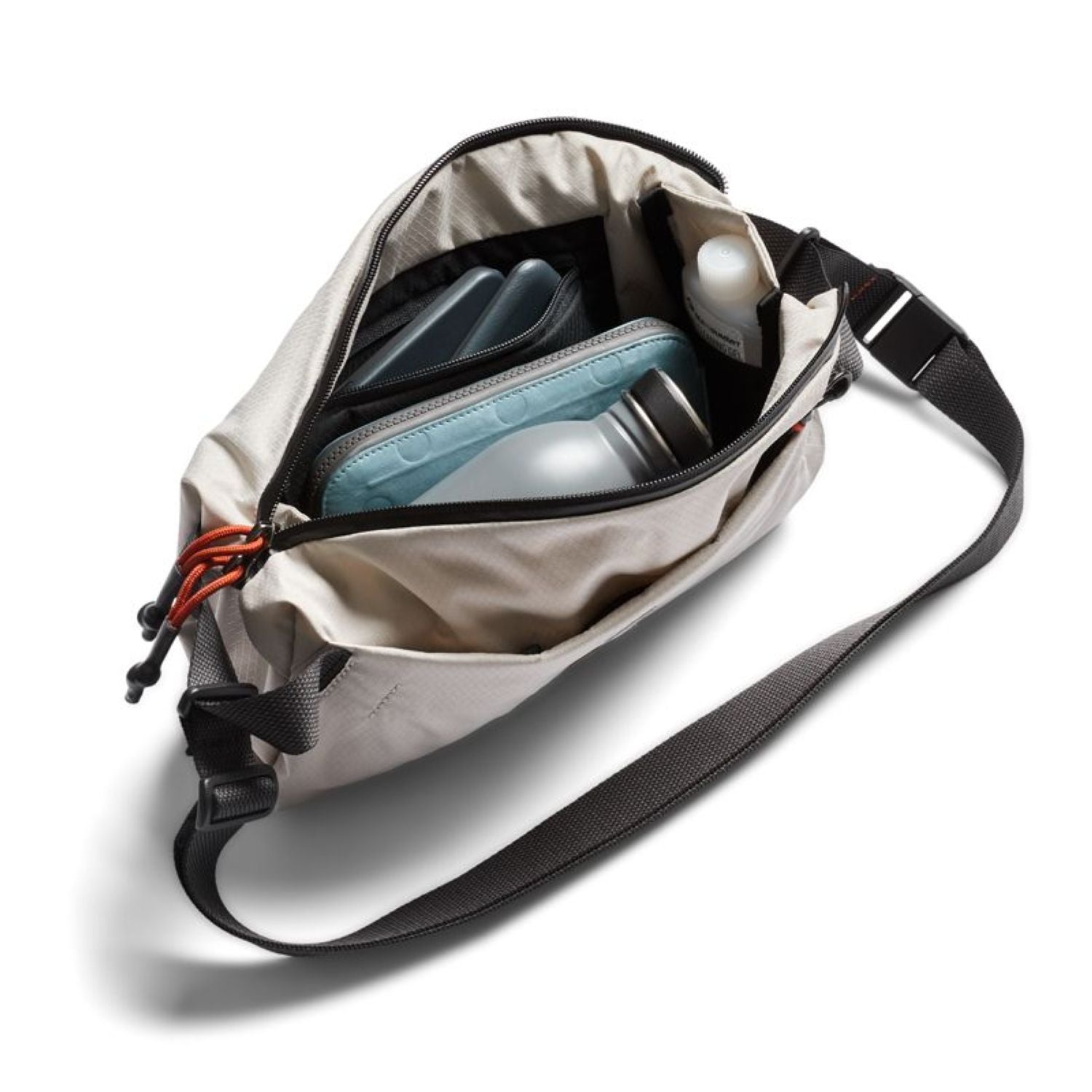 Bellroy Lite Sling - Chalk