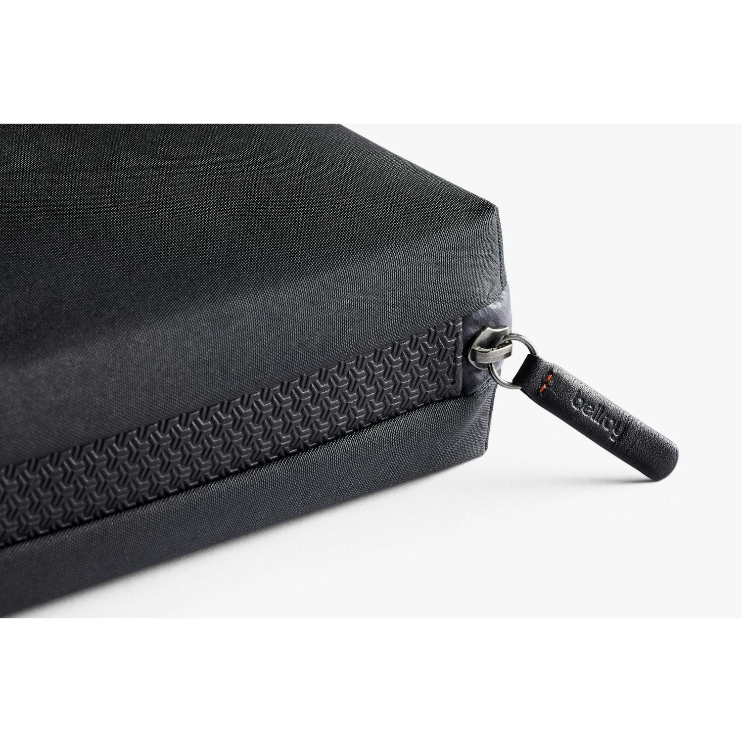 Bellroy Tech Kit - Carryology Essential Edition - Black Ash