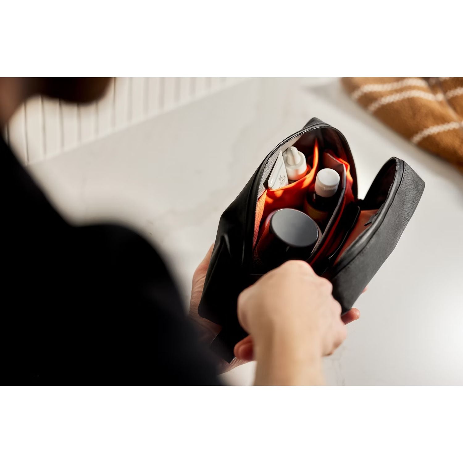 Bellroy Toiletry Kit Plus - Carryology Essential Edition - Black Ash