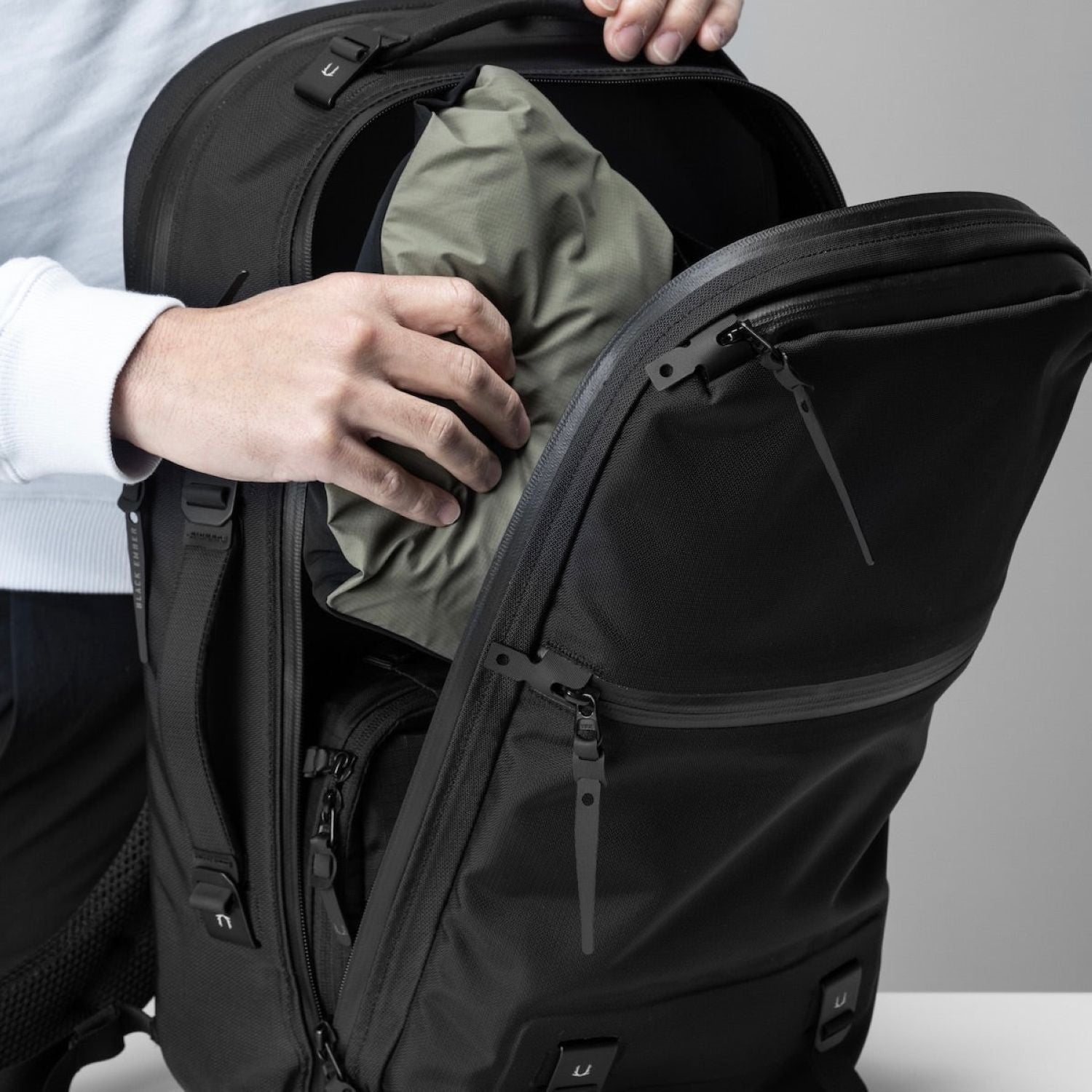 Black Ember Citadel 25 16 Laptop Backpack - Jet Black