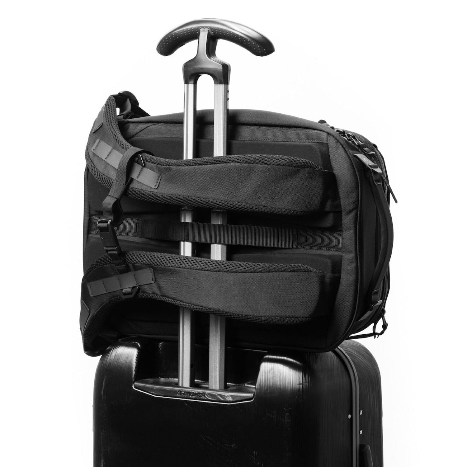 Black Ember Citadel 25 16 Laptop Backpack - Jet Black