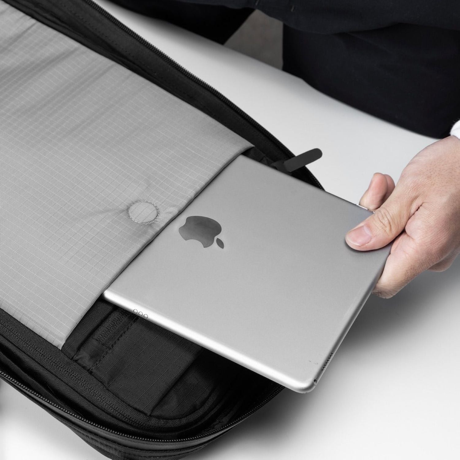 Black Ember Citadel 25 16 Laptop Backpack - Slate Blue