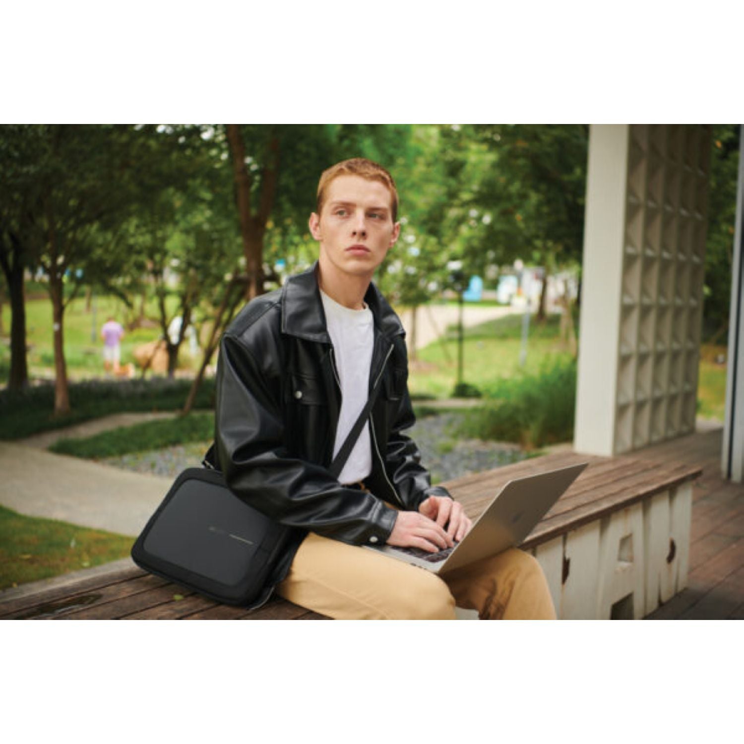 Bobby XD Design Laptop Bag 16" - Black