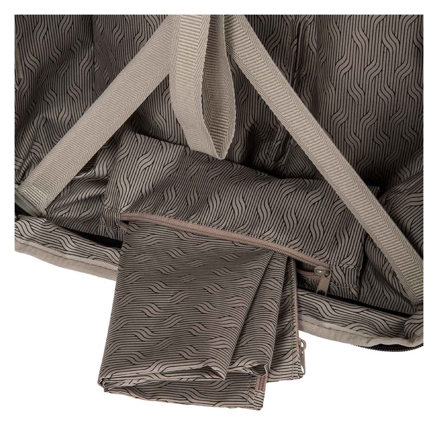 BRIC'S Ulisse 22" Expandable Carry On Luggage Spinner (Black)