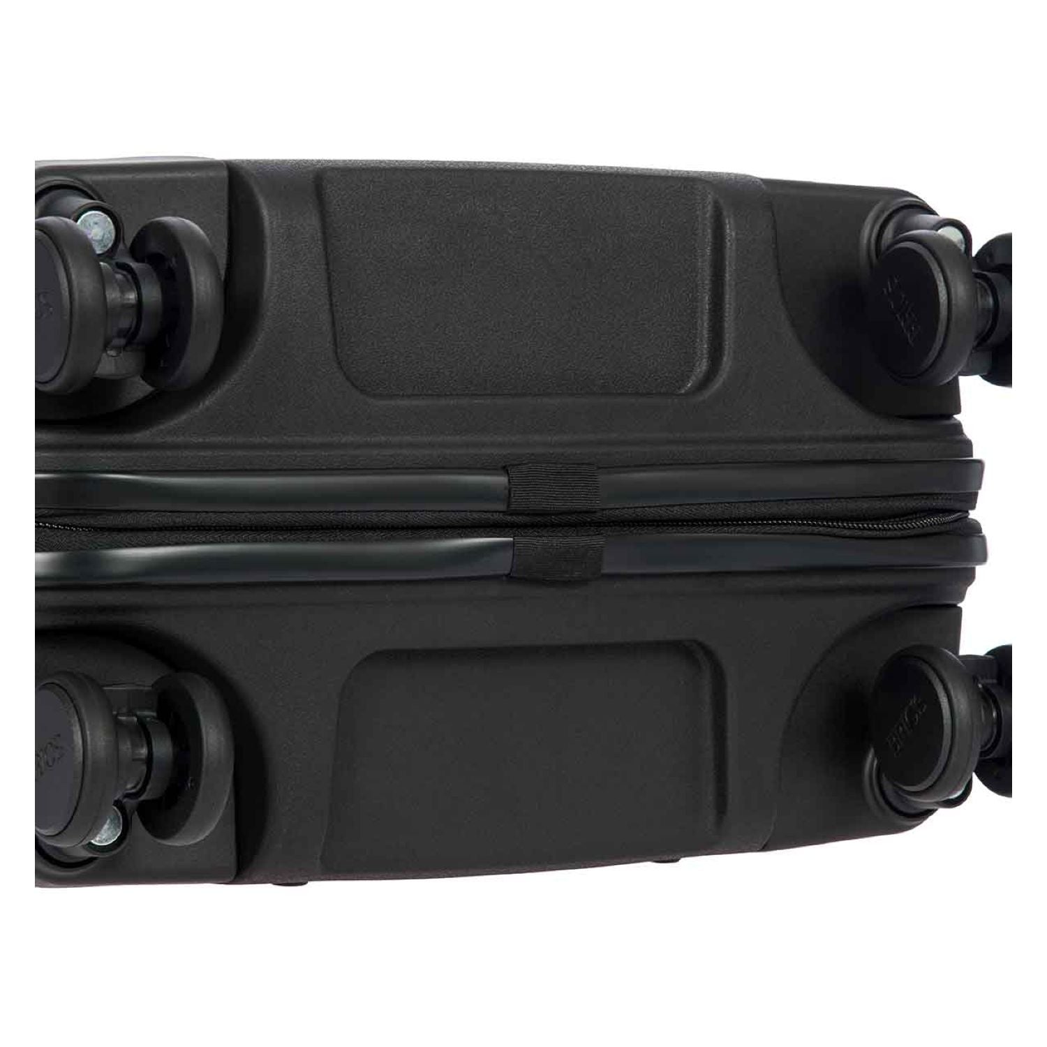 BRIC'S Ulisse 22" Expandable Carry On Luggage Spinner (Black)