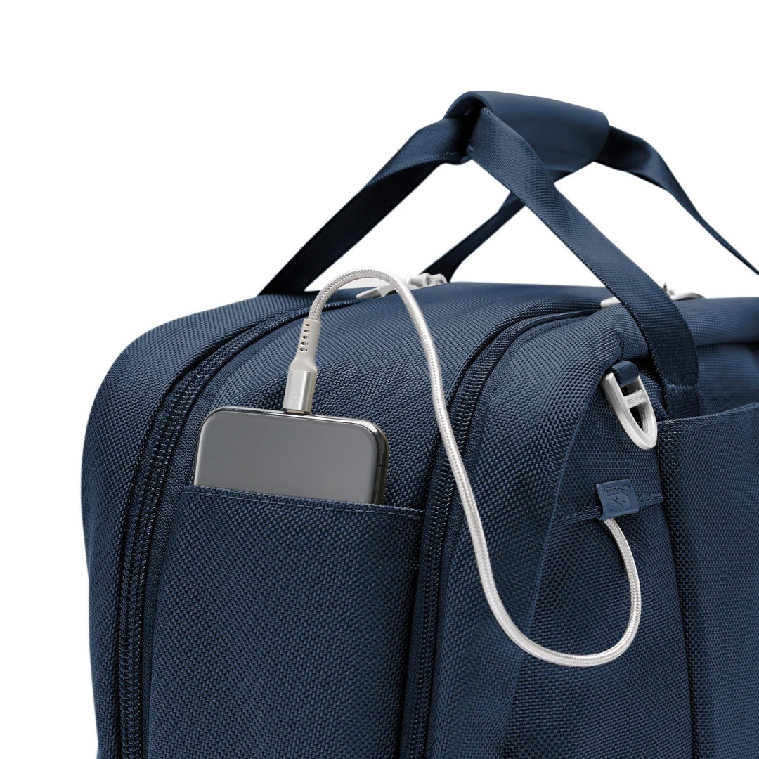 Briggs & Riley Baseline Executive Travel Duffle (Navy)