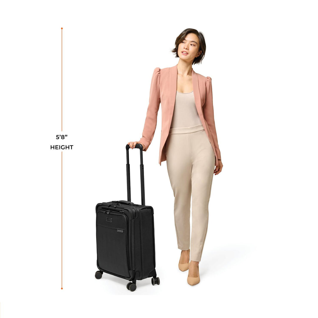 Briggs & Riley Baseline Global Carry-On Spinner (Black)