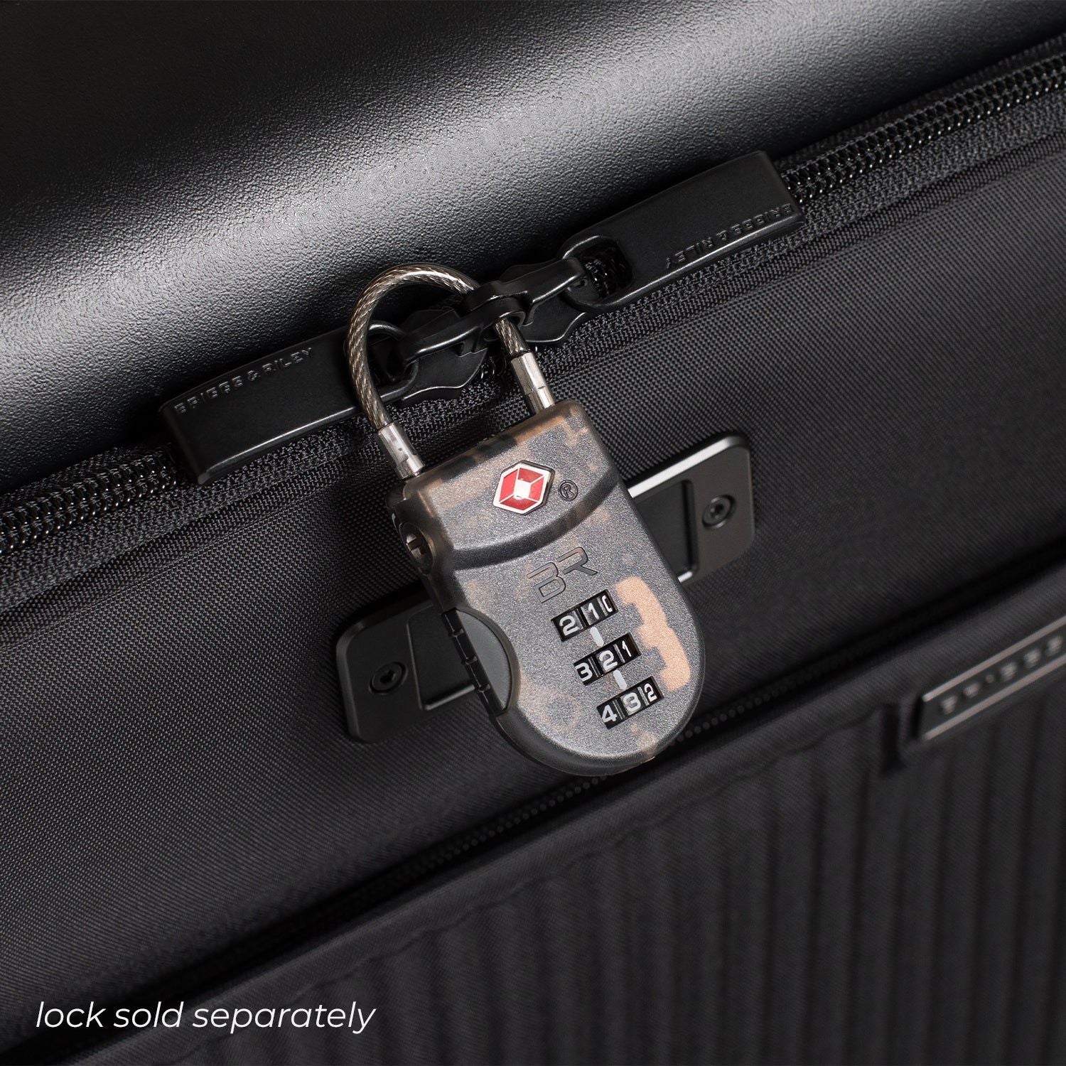 Briggs & Riley Sympatico Front Pocket 22" Expandable Spinner - Black