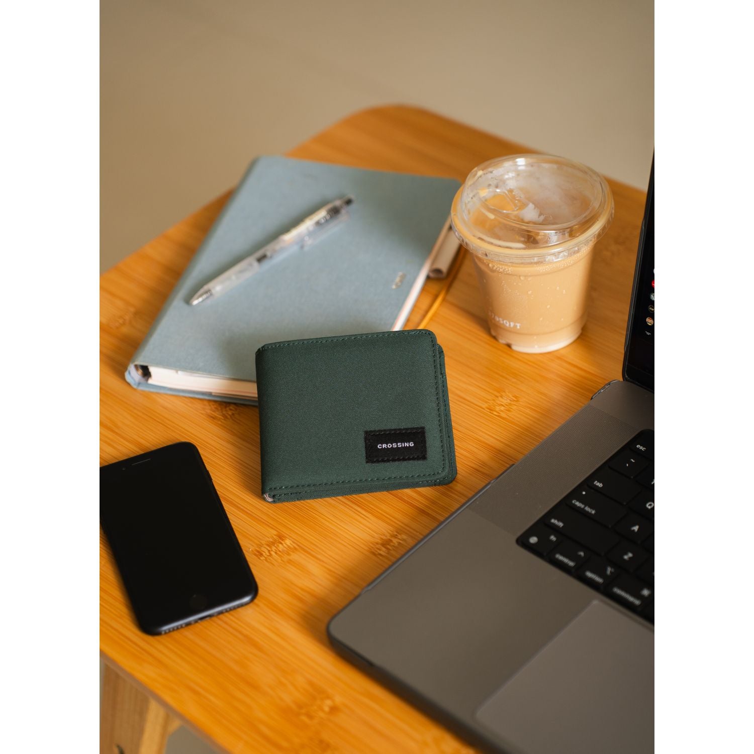 Crossing Bifold Wallet with Coin Pocket RFID - Green