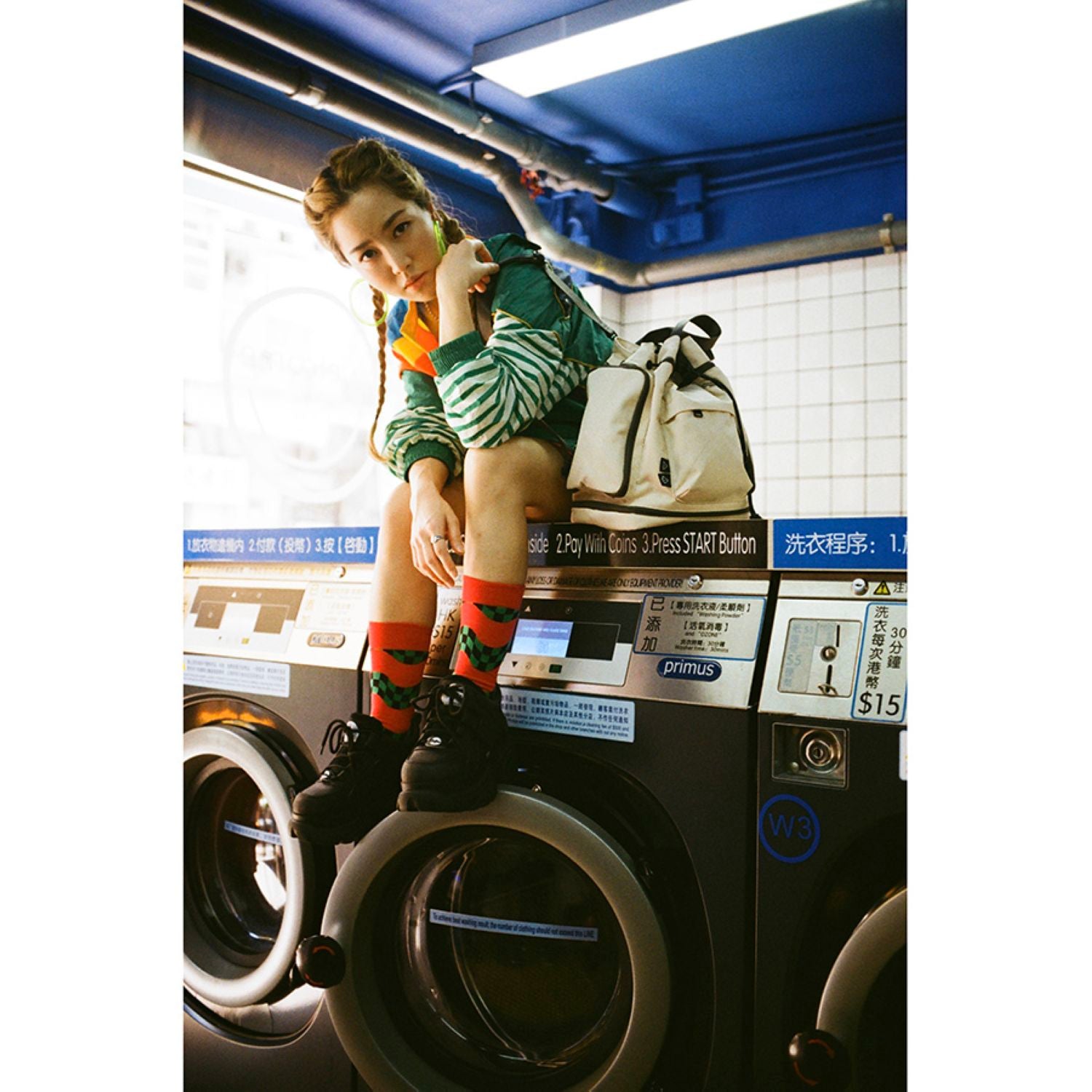 Doughnut Pyramid - Stone