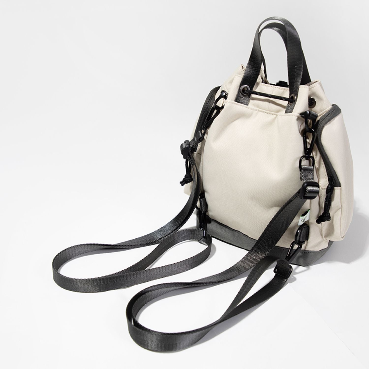 Doughnut Pyramid Tiny - Stone