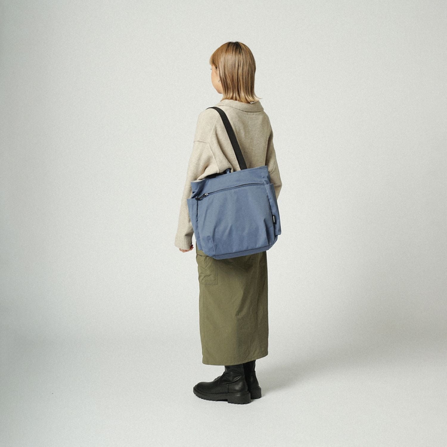 Hellolulu Jonna Double Sided Versatile Tote Recycled (Cloudy Gray/Classic Blue)