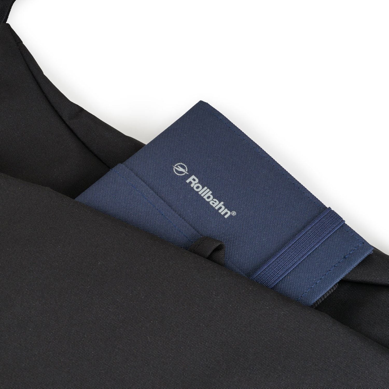 Hellolulu Lucas Wide Zip Shoulder Bag (Flat Black)