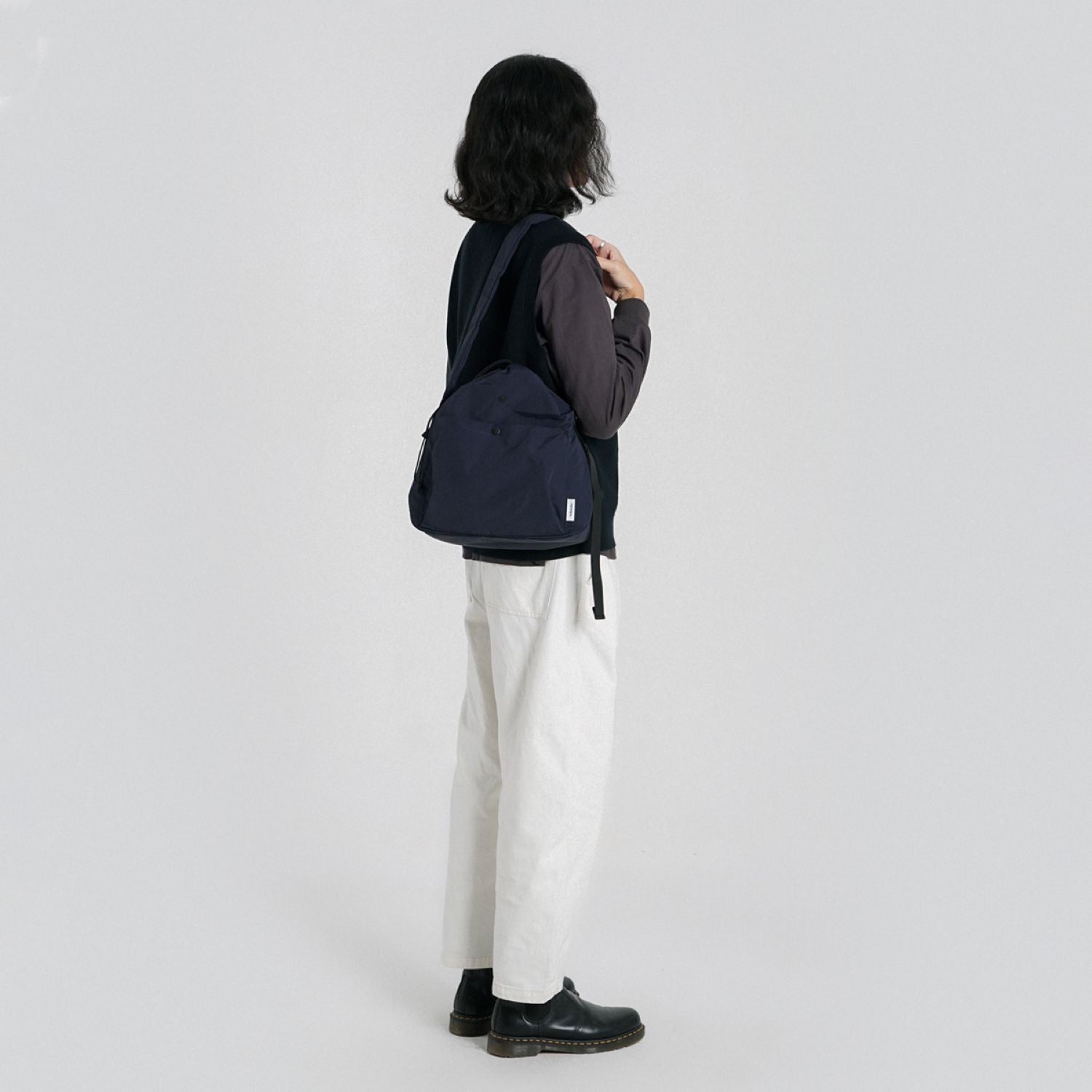 Hellolulu Nick 2 Way Drawstring Shoulder Bag (Prussian Blue)