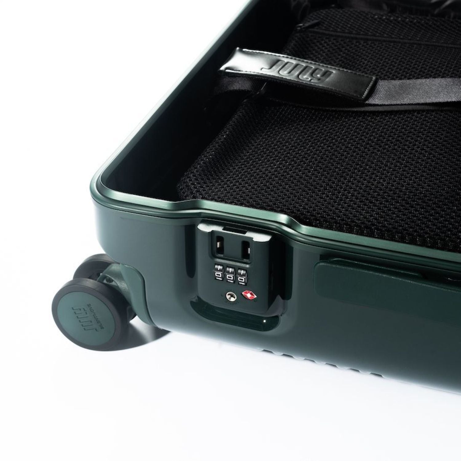 July Carry On Trunk Polycarbonate 21" Luggage With Fast Charge Usb-C Cable - Matte Sand