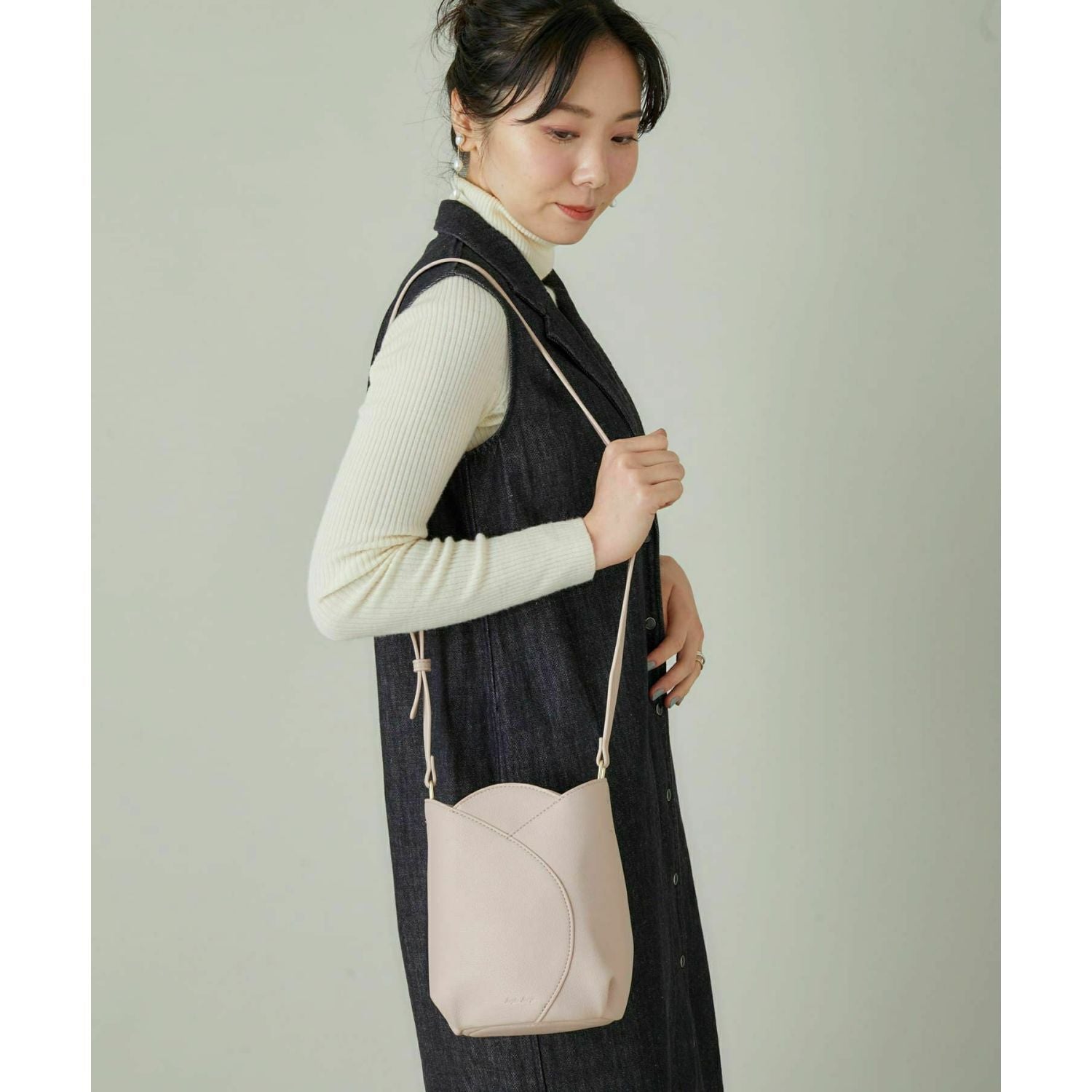 Legato Largo Tulip Faux Leather Series Mini Shoulder Bag (Combination Green)