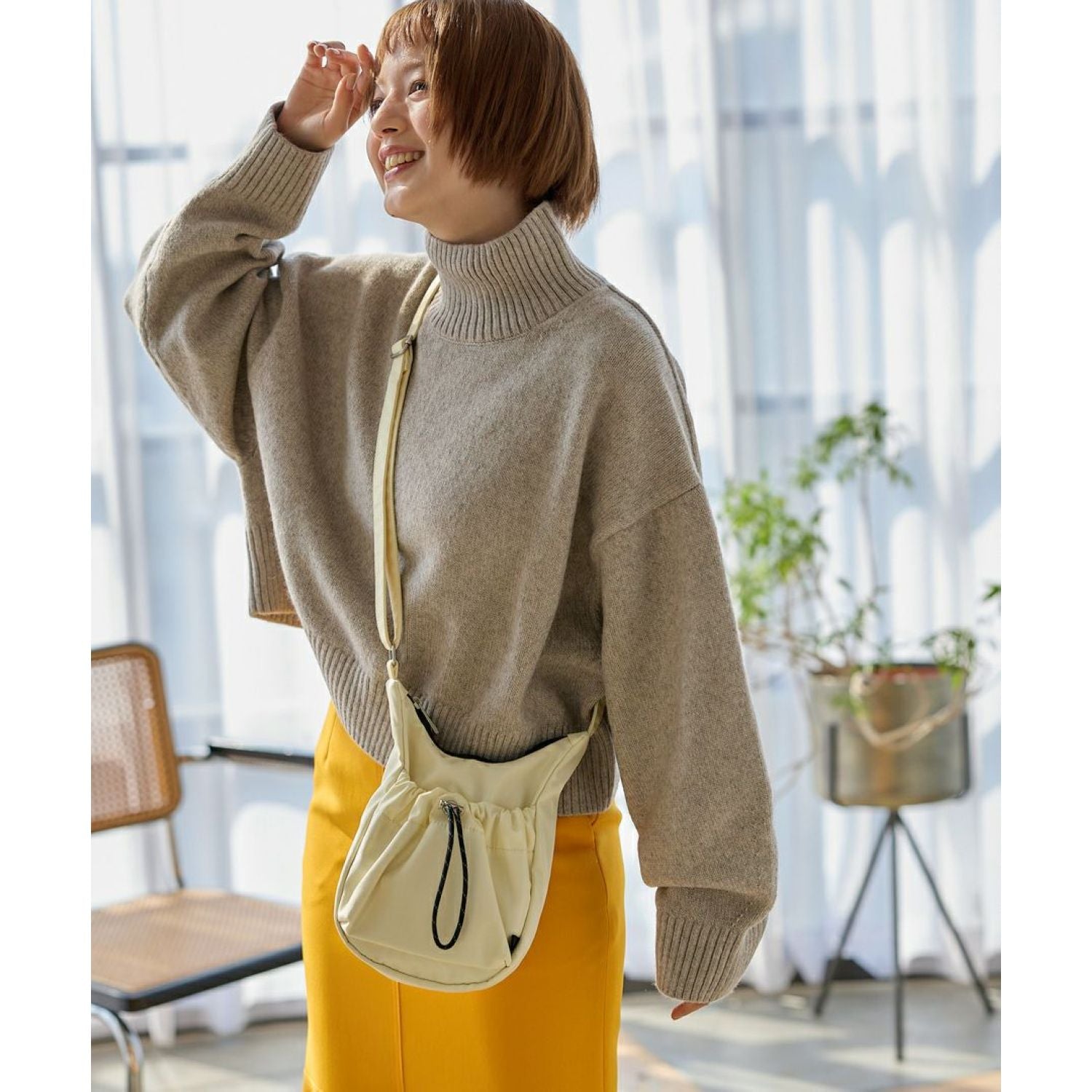 Legato Largo Water Repellent Drawstring Series Mini Shoulder Bag (Mint Green)