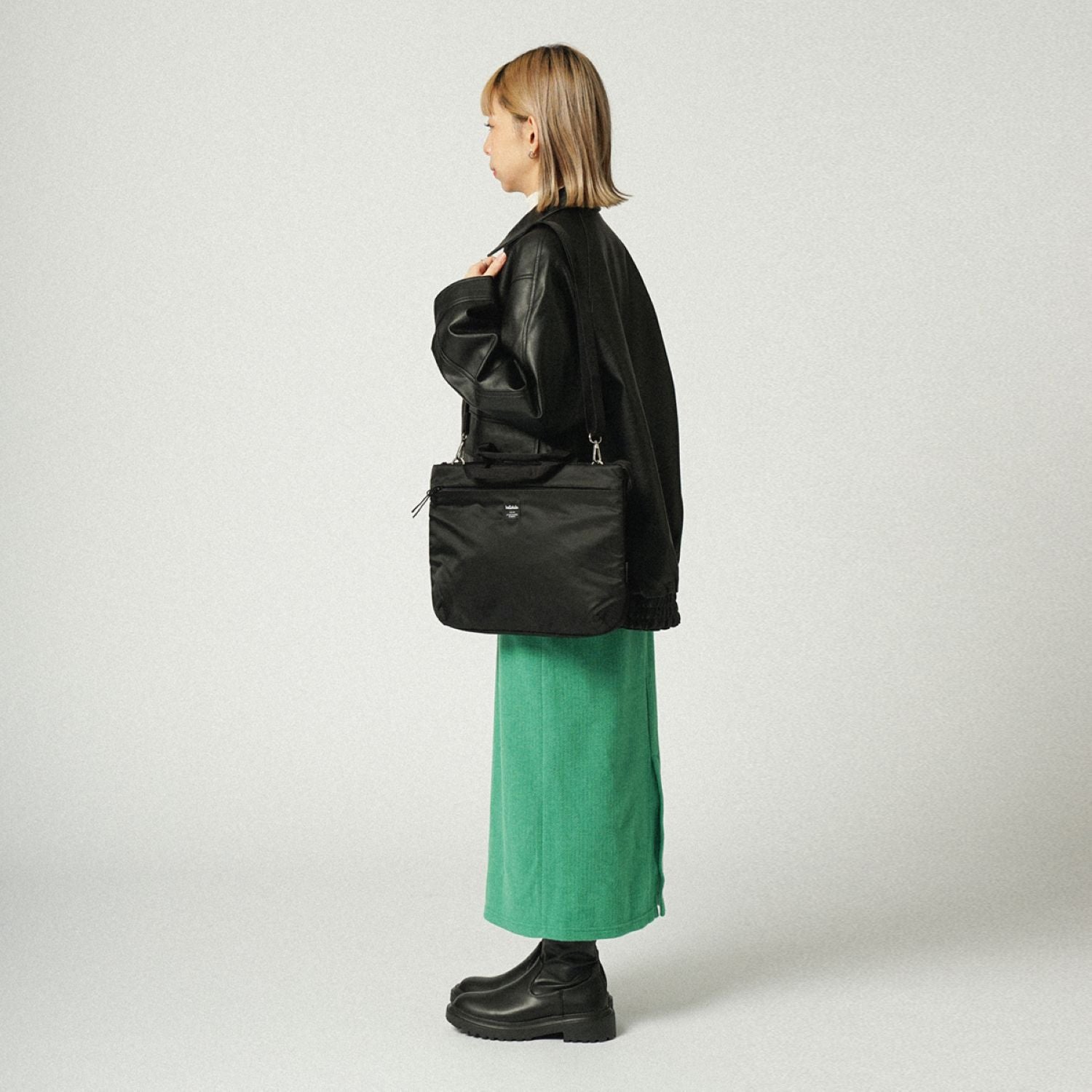 Hellolulu Mira 3-Way Sleeve Case 14" Recycled (Raven Black)