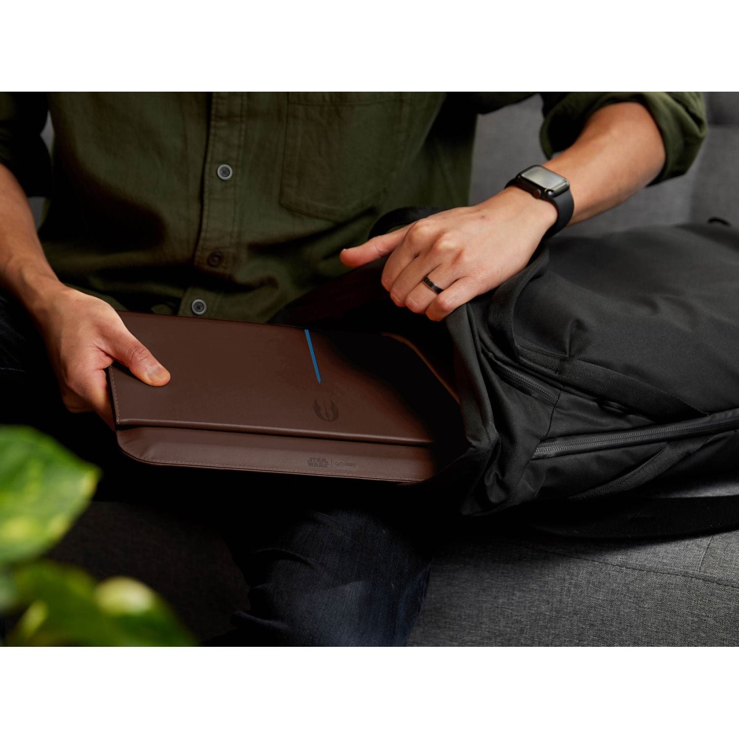 Orbitkey Star Wars Hybrid Laptop Sleeve 14" (Obi-Wan)