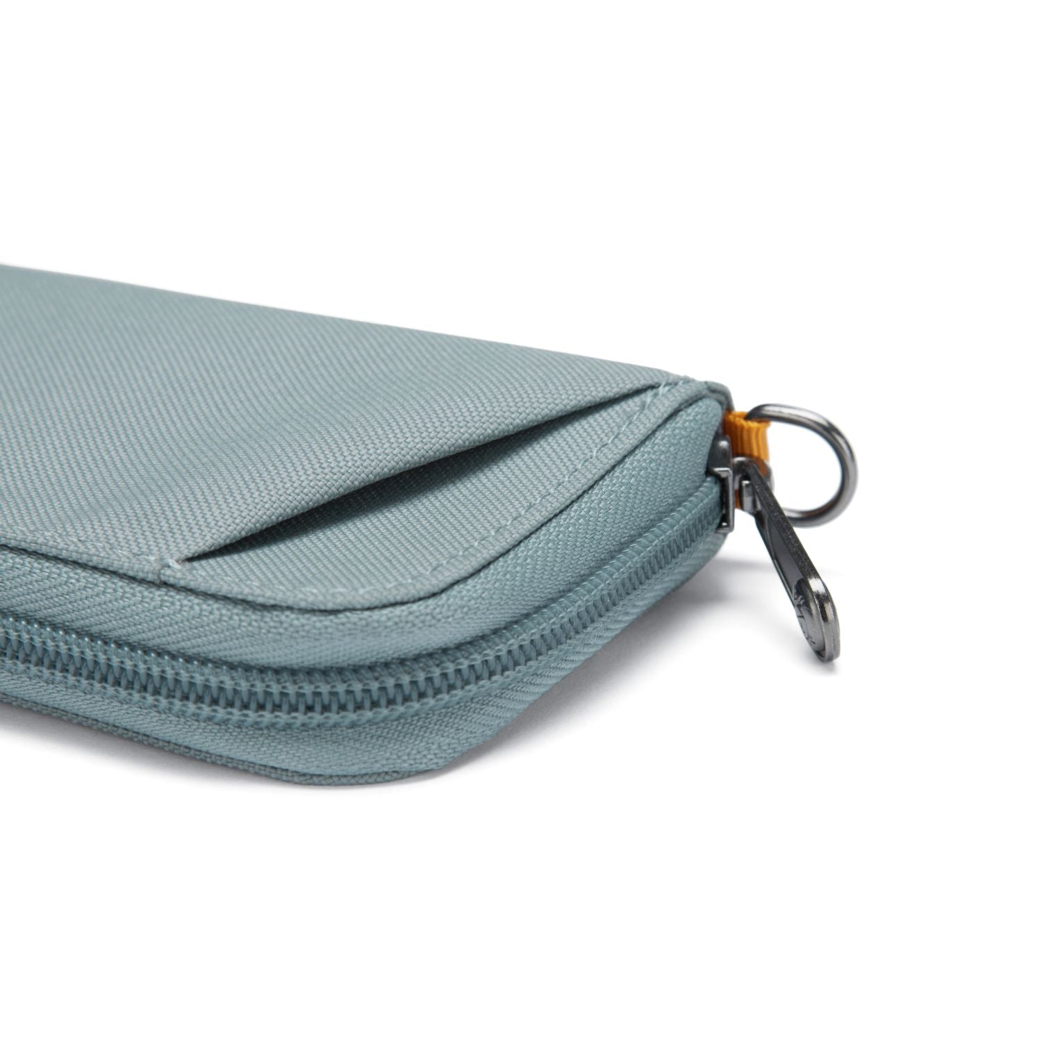 Pacsafe RFIDsafe Card Wallet - Fresh Mint