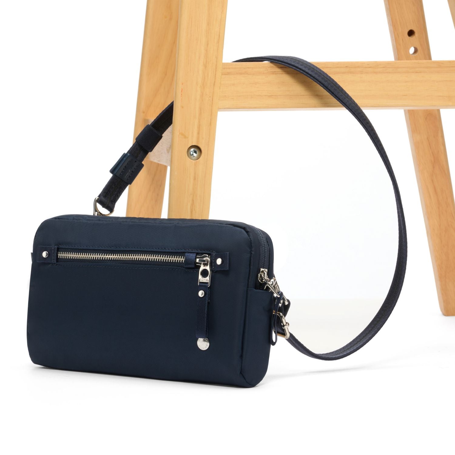 Pacsafe W 3-In-1 Sling - Navy